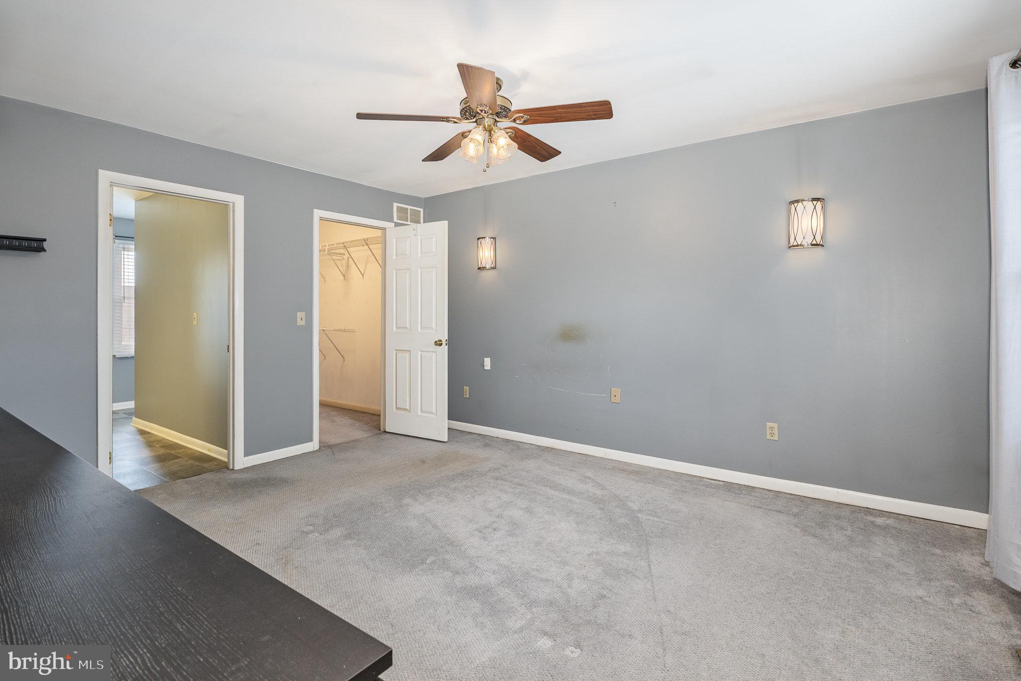 SUNRISE MEADOWS - Residential