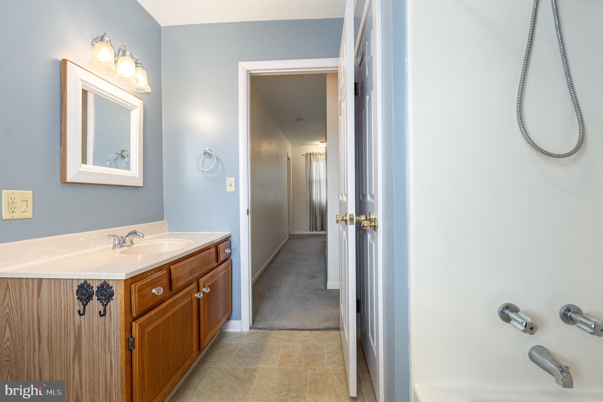 SUNRISE MEADOWS - Residential