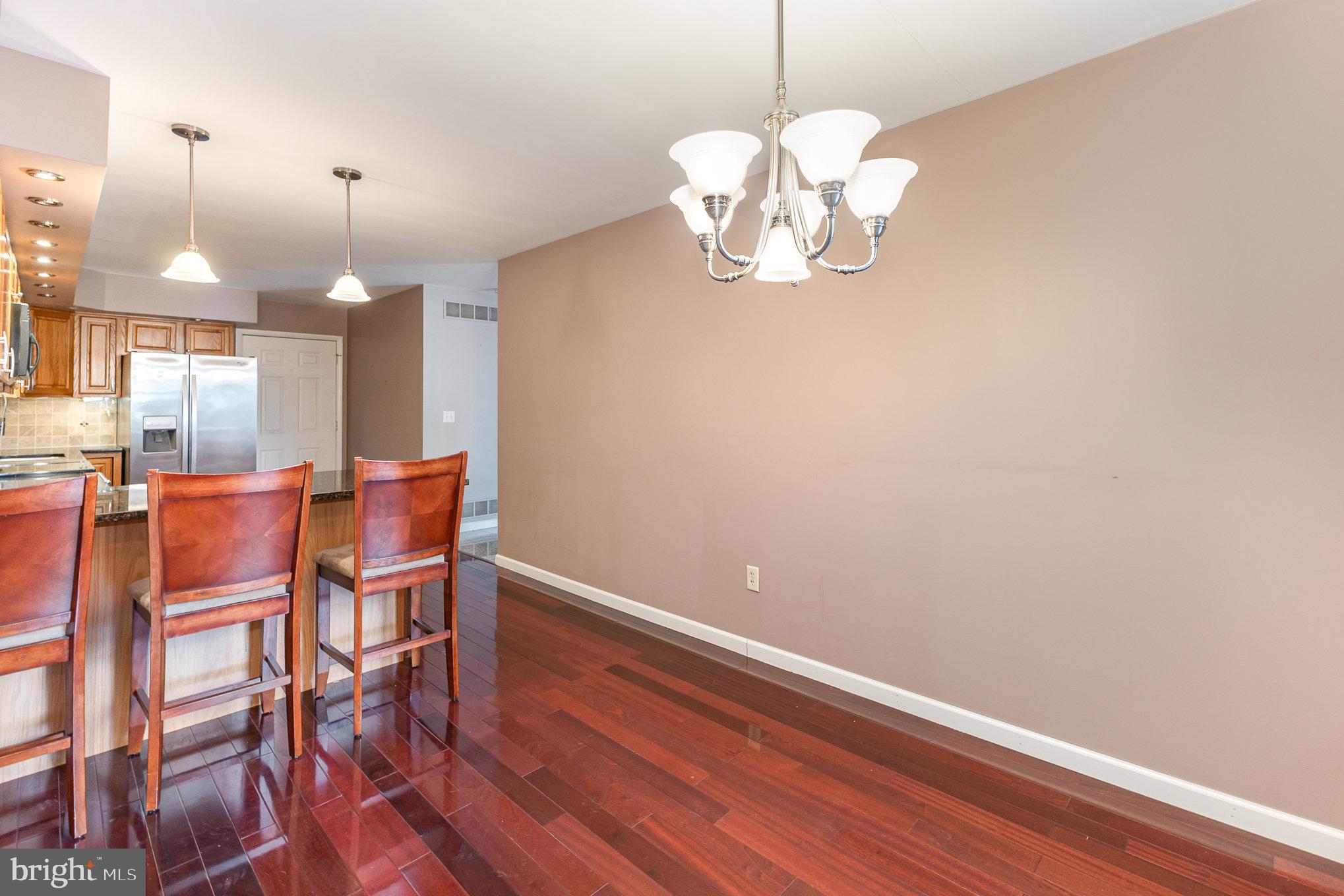 SUNRISE MEADOWS - Residential