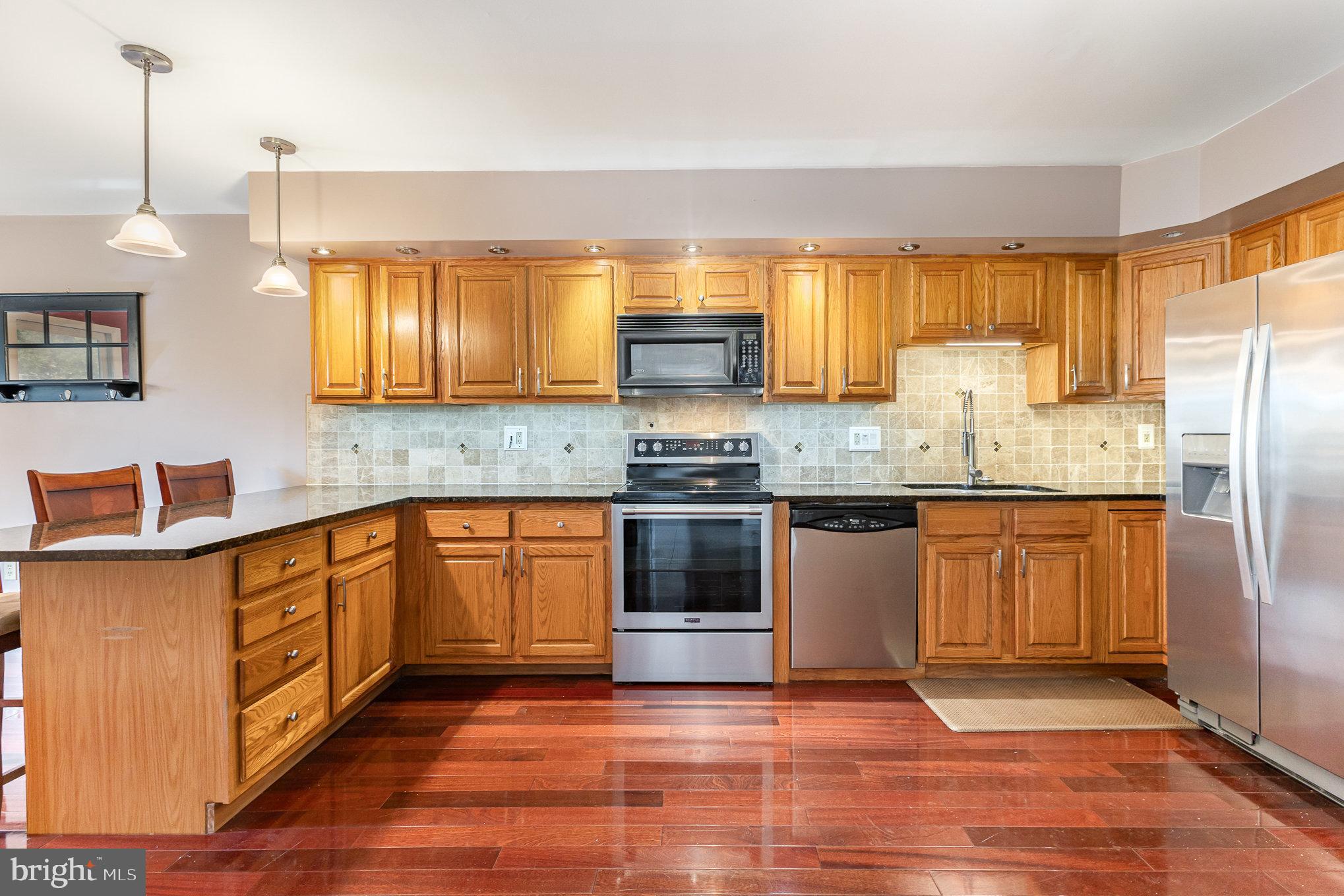 SUNRISE MEADOWS - Residential