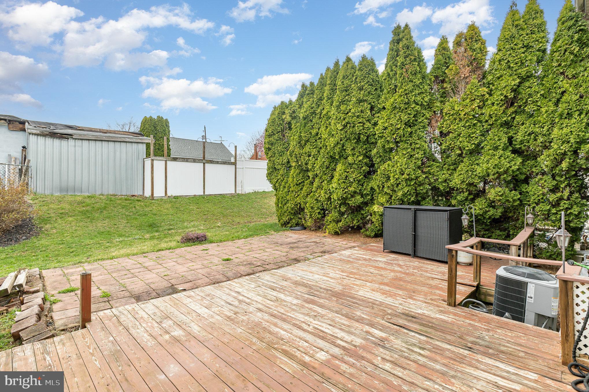 SUNRISE MEADOWS - Residential