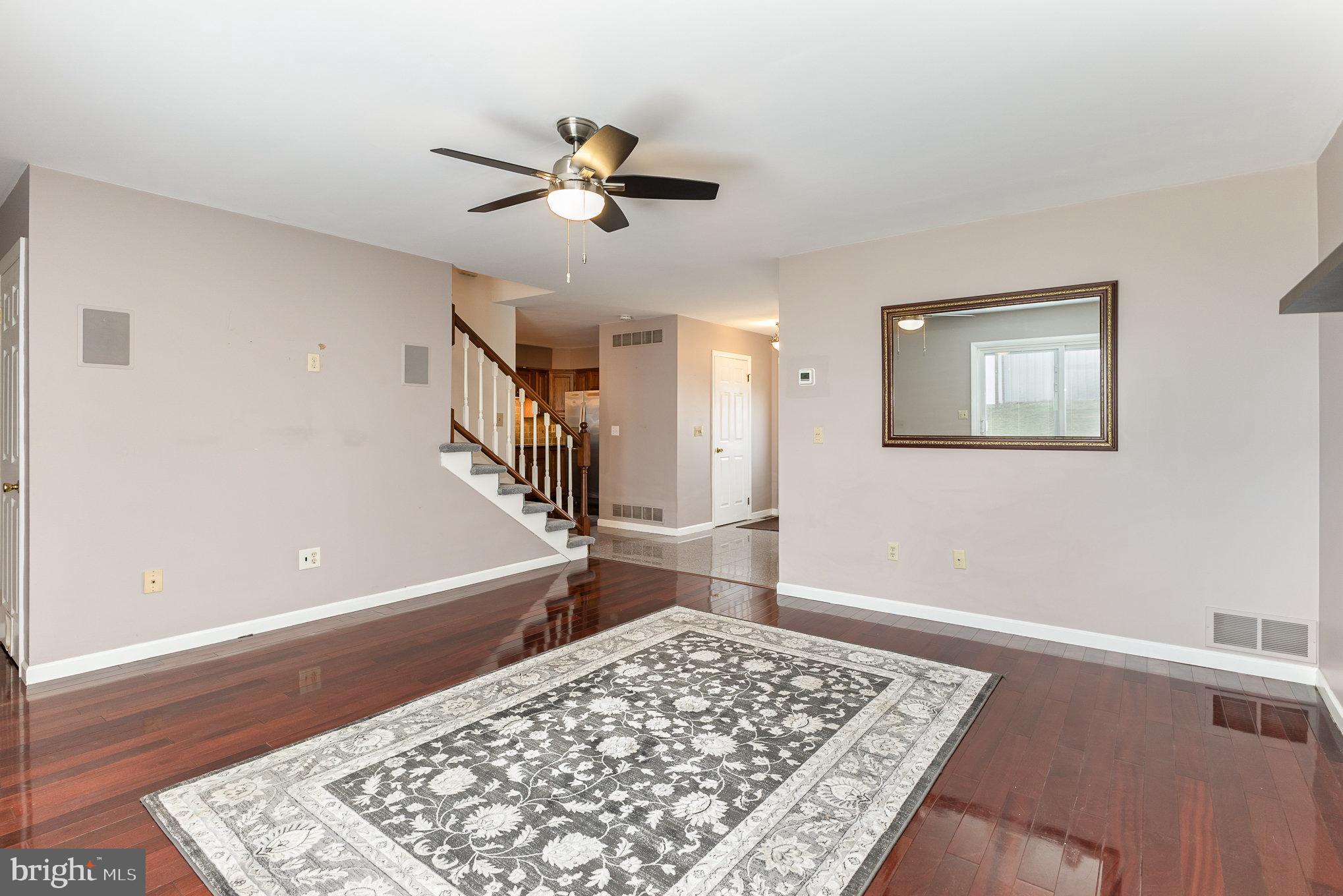 SUNRISE MEADOWS - Residential