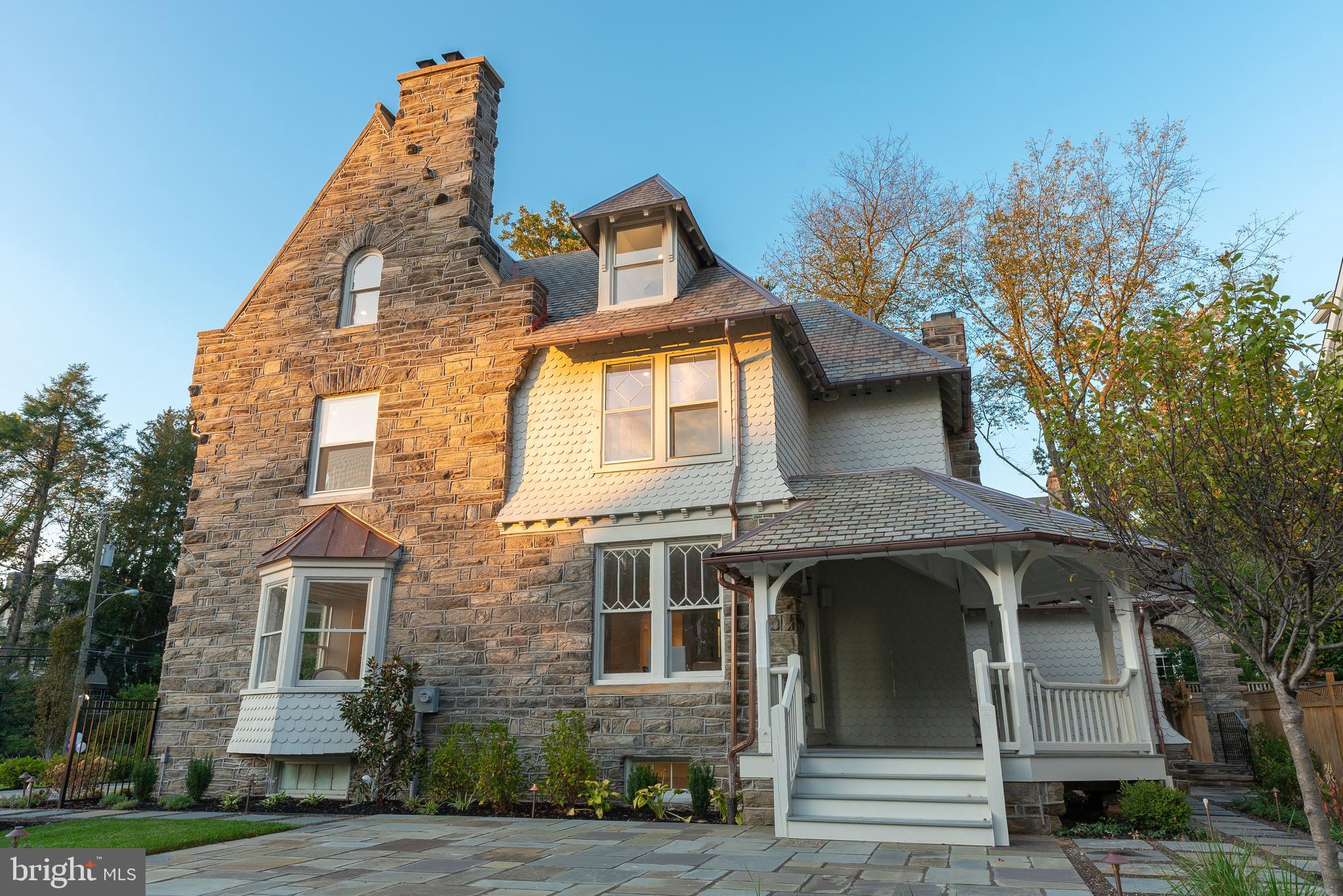 CHESTNUT HILL - Residential