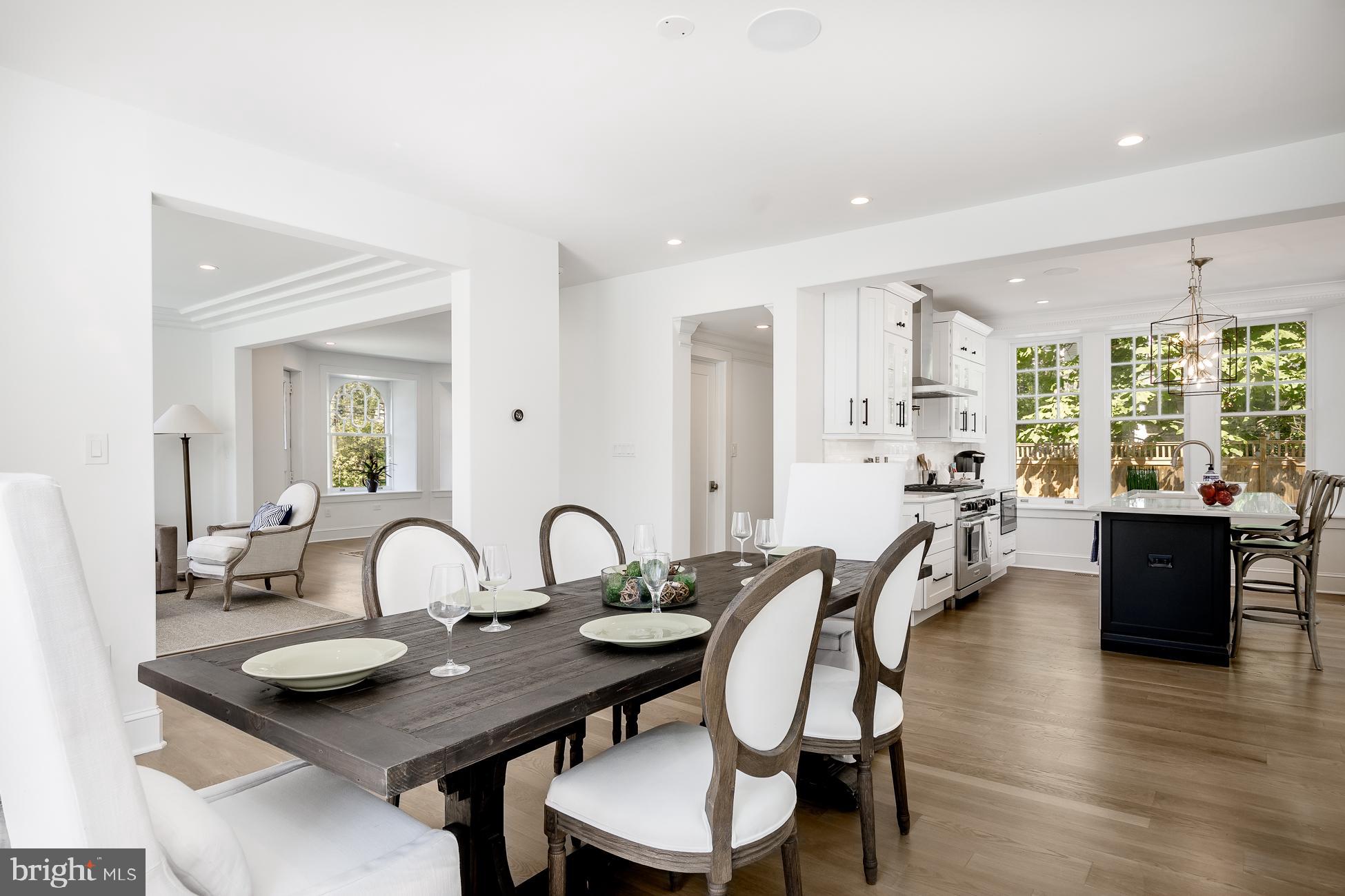 CHESTNUT HILL - Residential