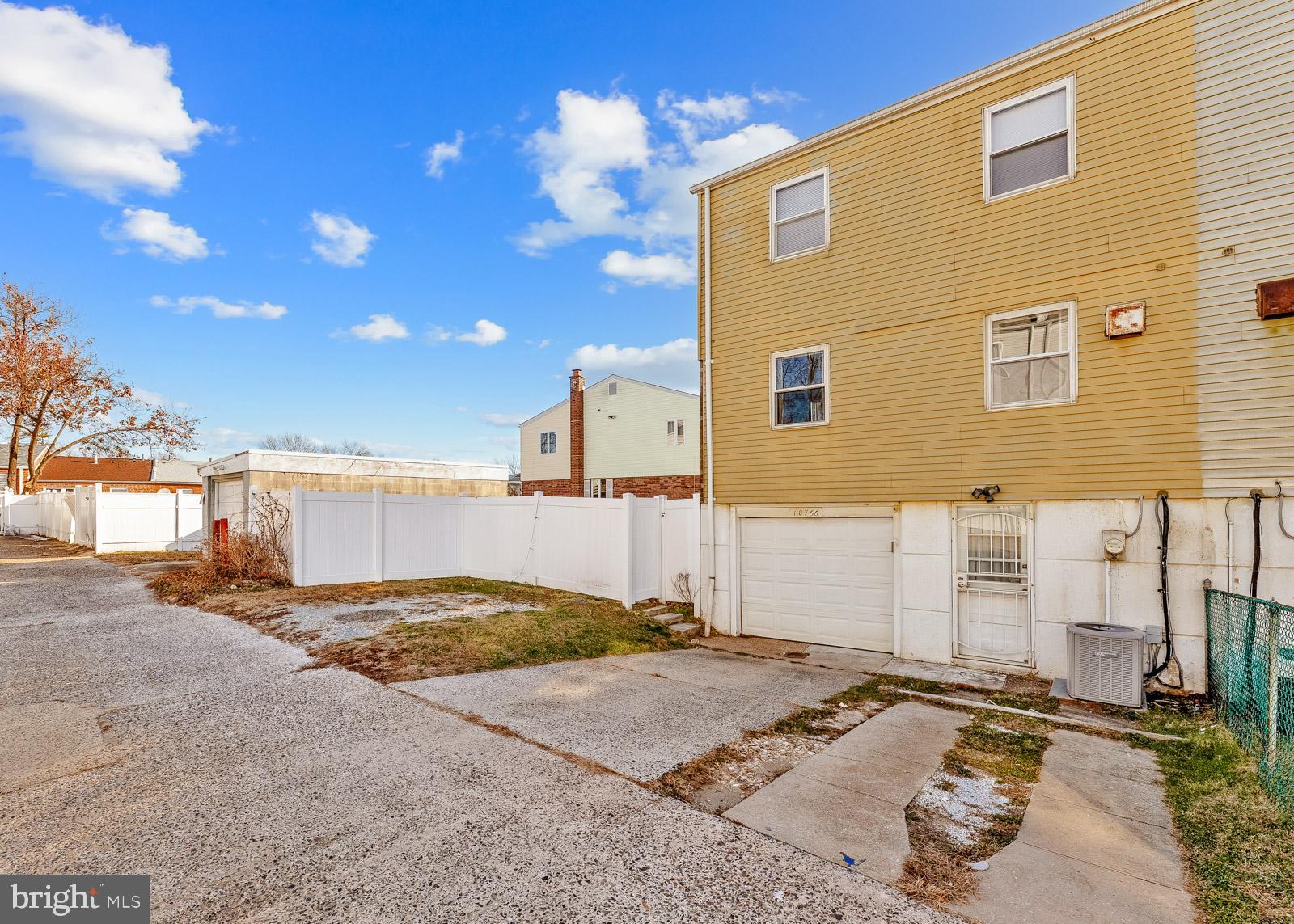 MILLBROOK - Residential