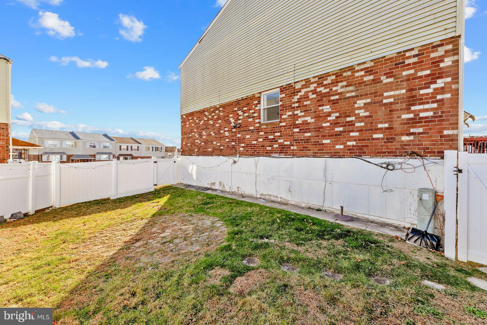 MILLBROOK - Residential