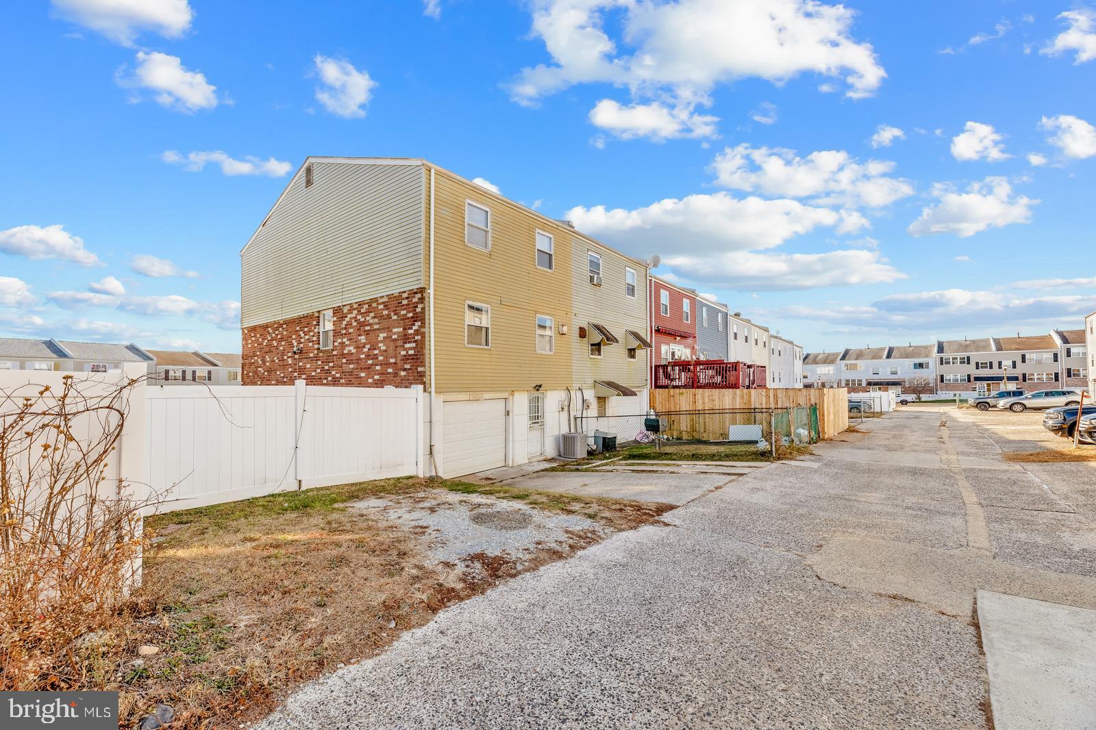 MILLBROOK - Residential