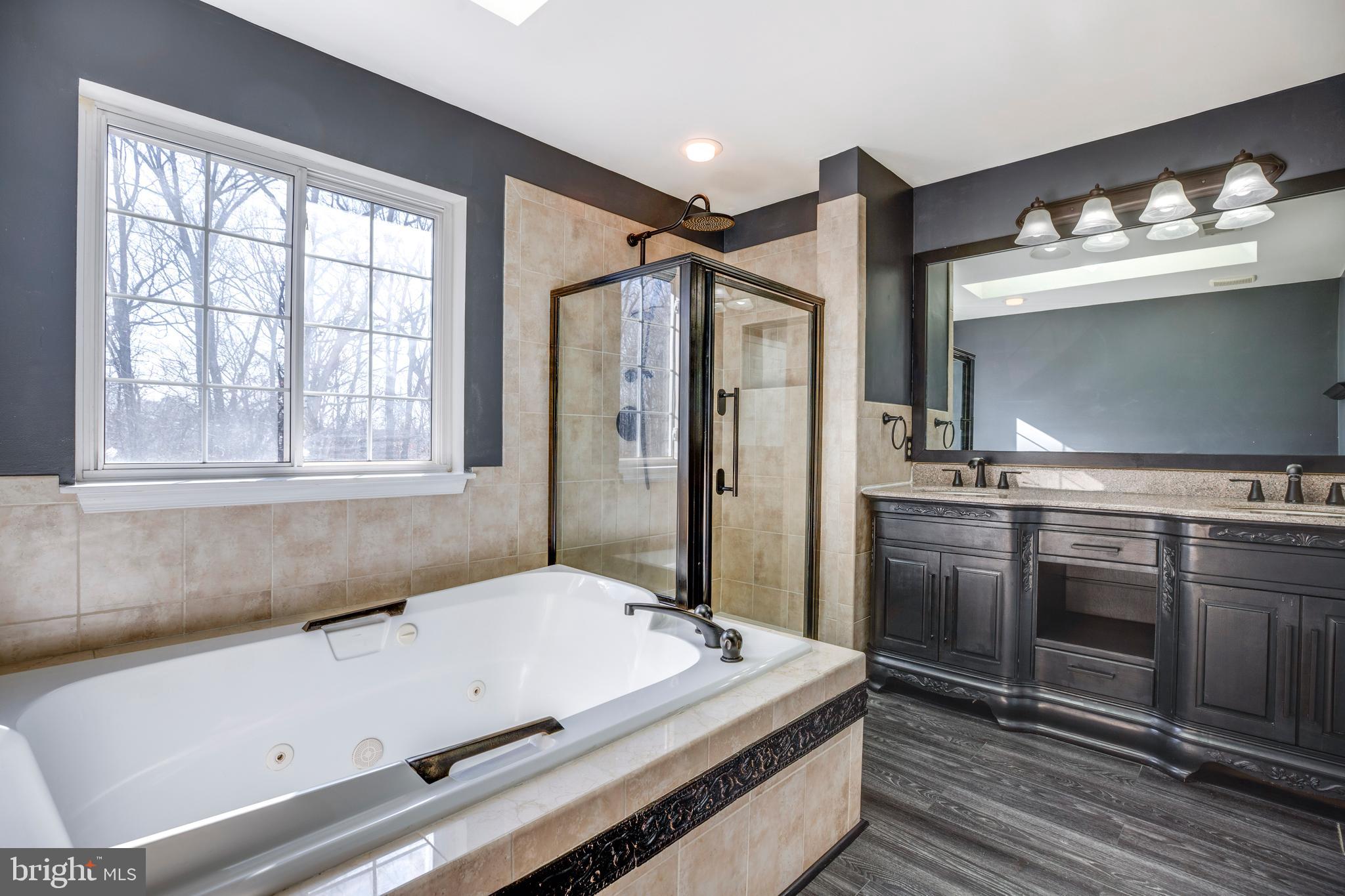 CONFEDERATE RIDGE - Residential