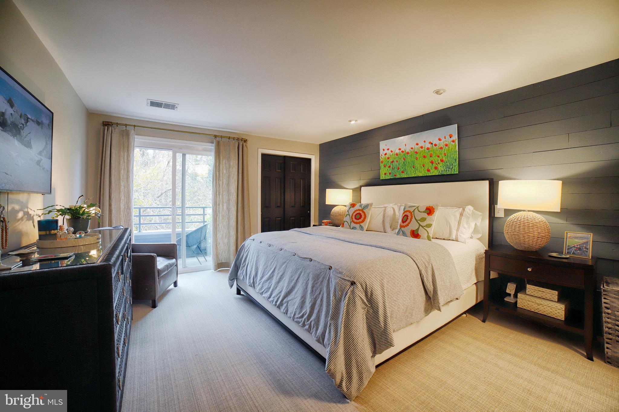 LAKE HERON CONDO - Residential