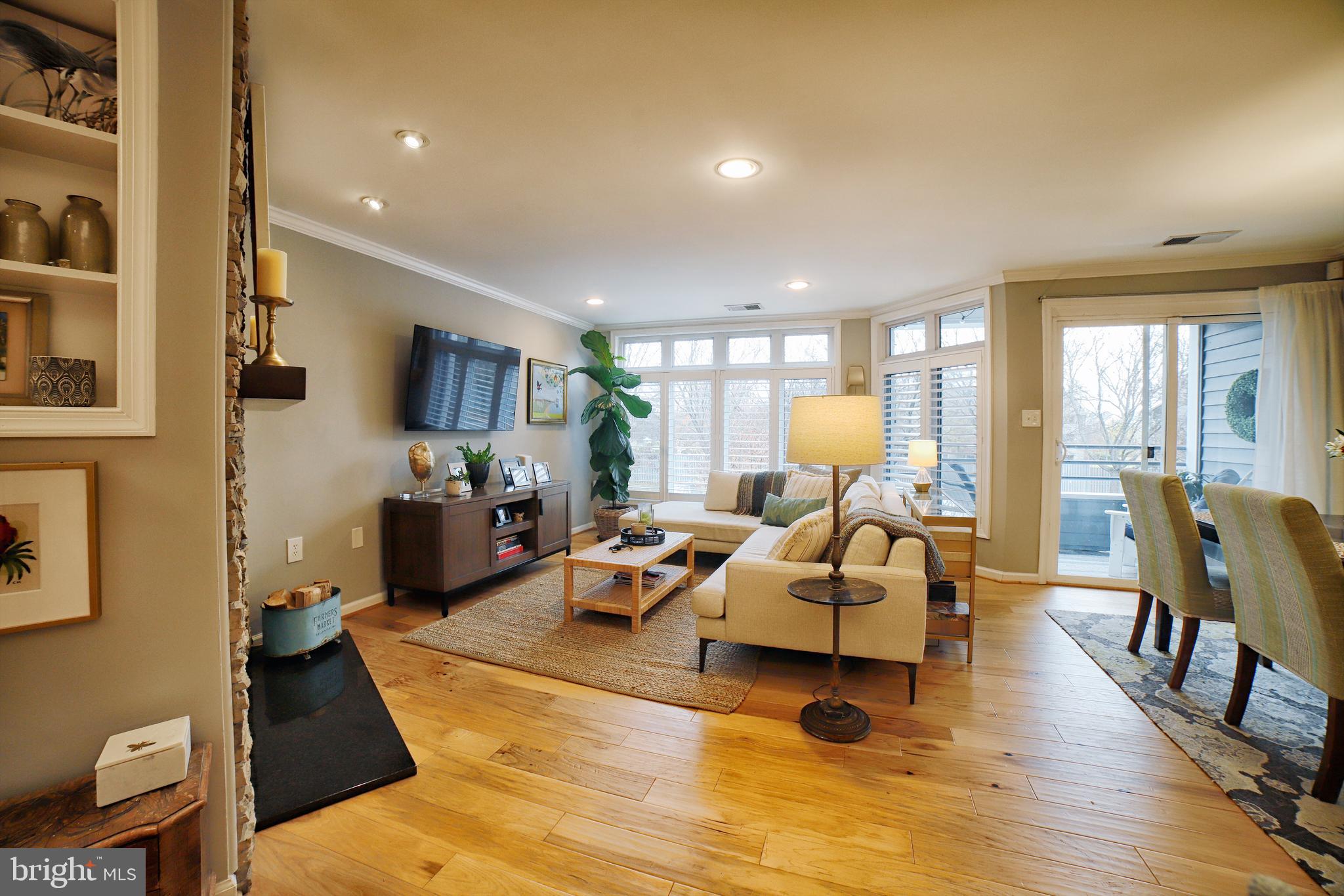 LAKE HERON CONDO - Residential