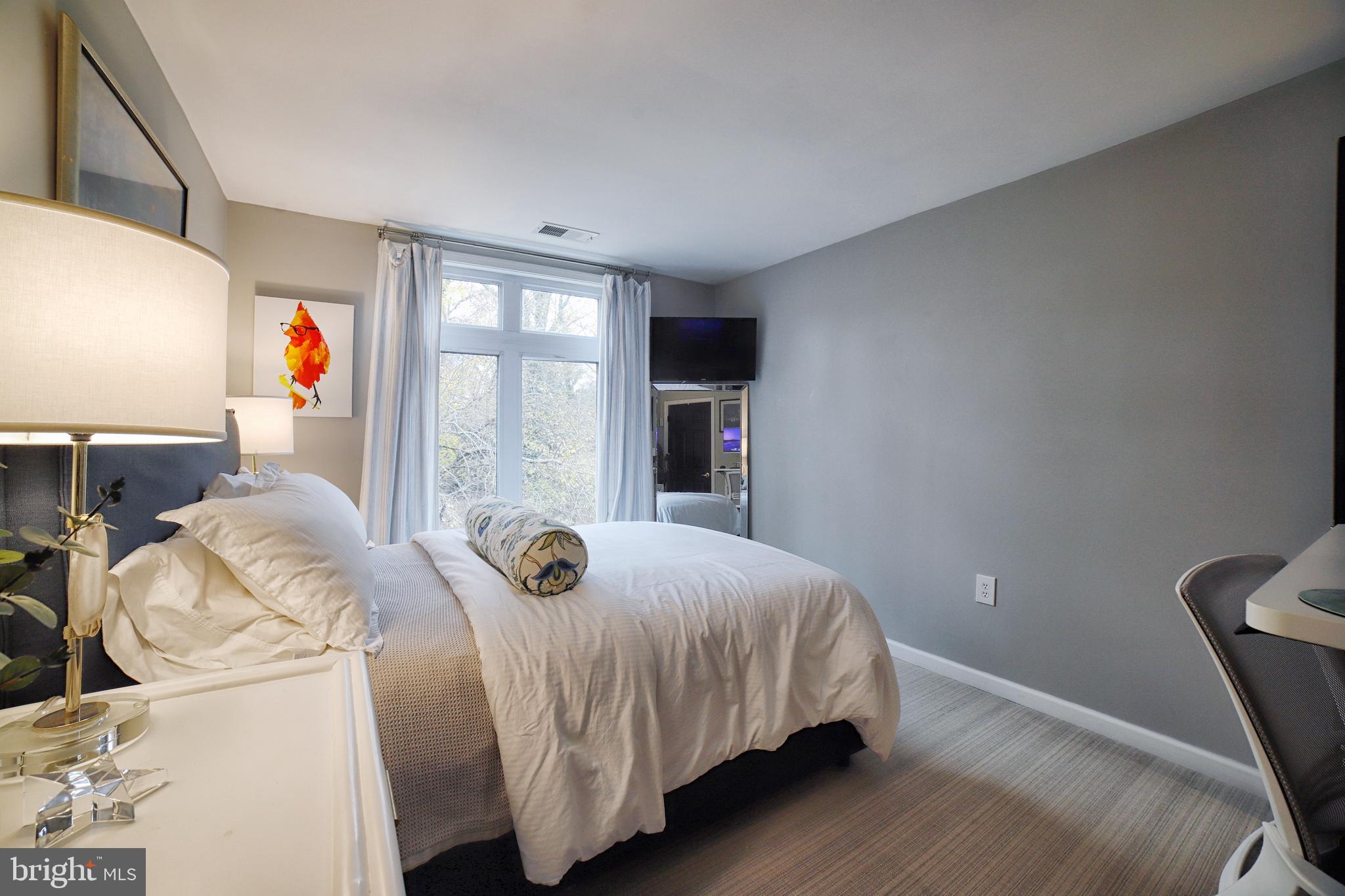 LAKE HERON CONDO - Residential