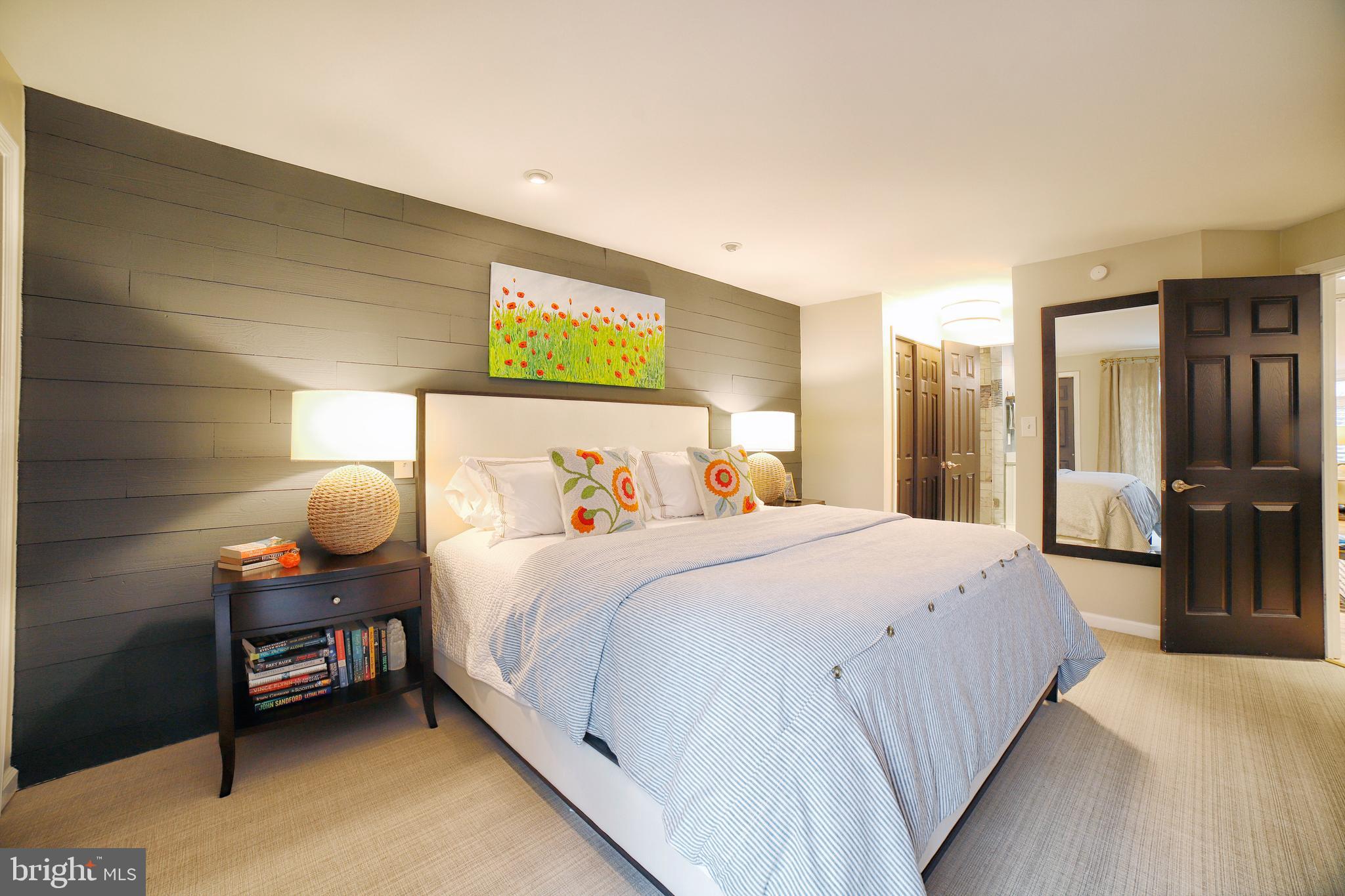 LAKE HERON CONDO - Residential