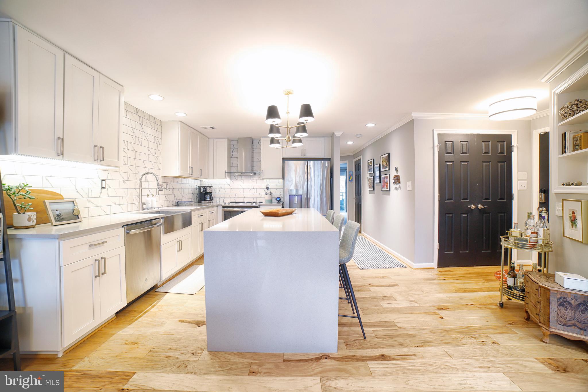 1138 LAKE HERON DRIVE 2A