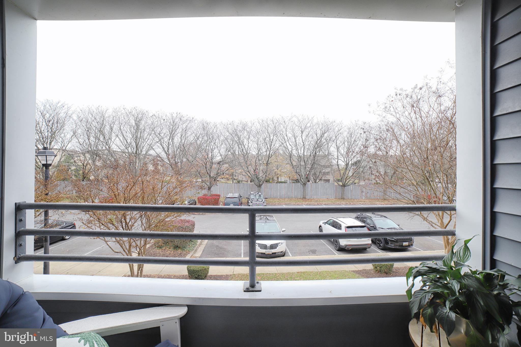 LAKE HERON CONDO - Residential