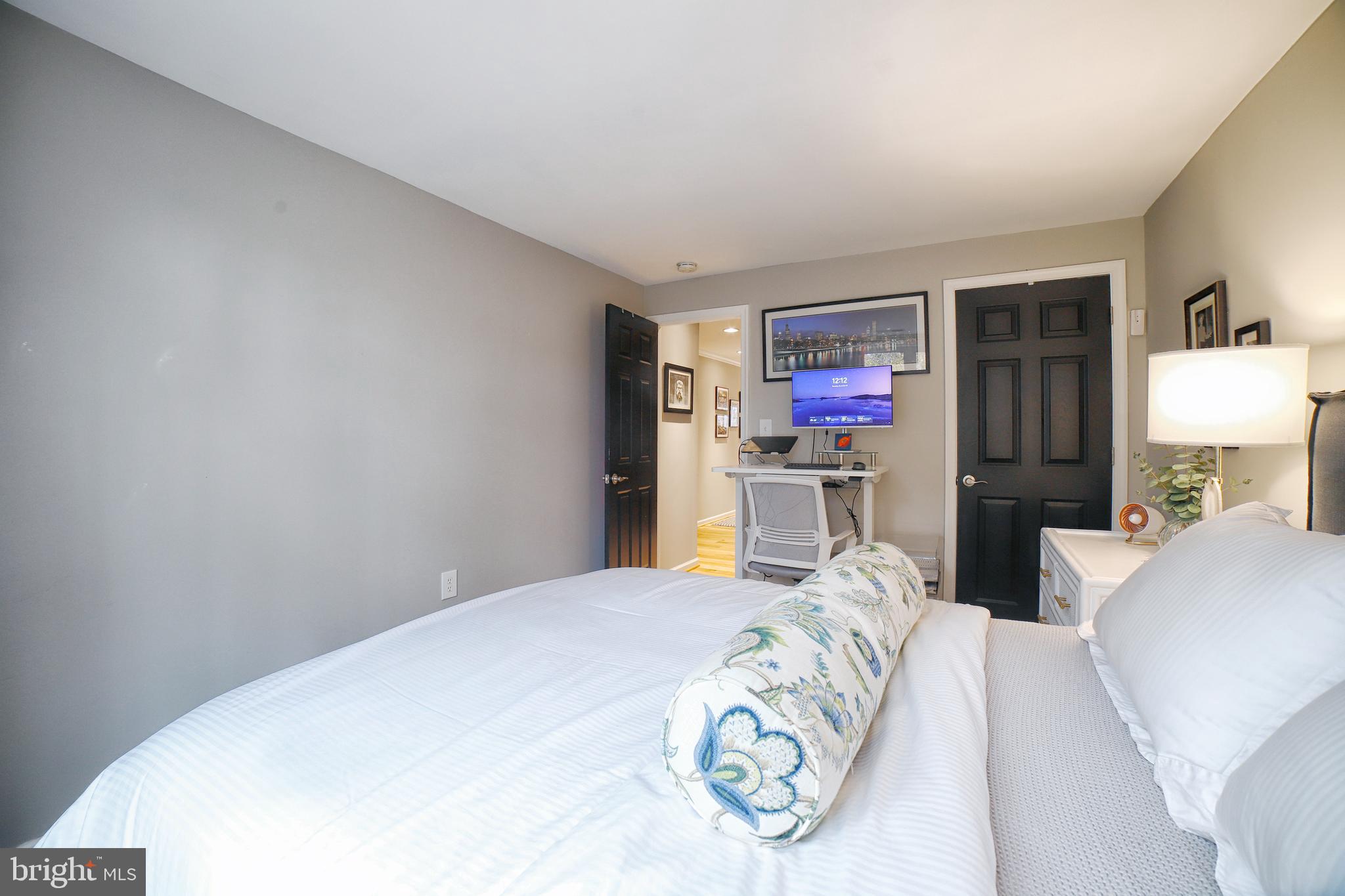 LAKE HERON CONDO - Residential