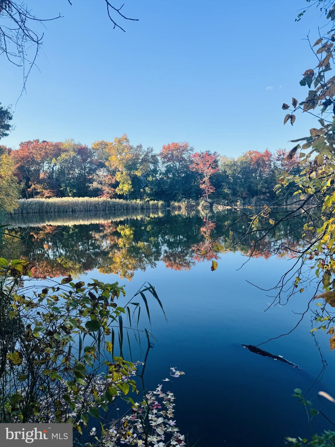 LAKE HERON CONDO - Residential