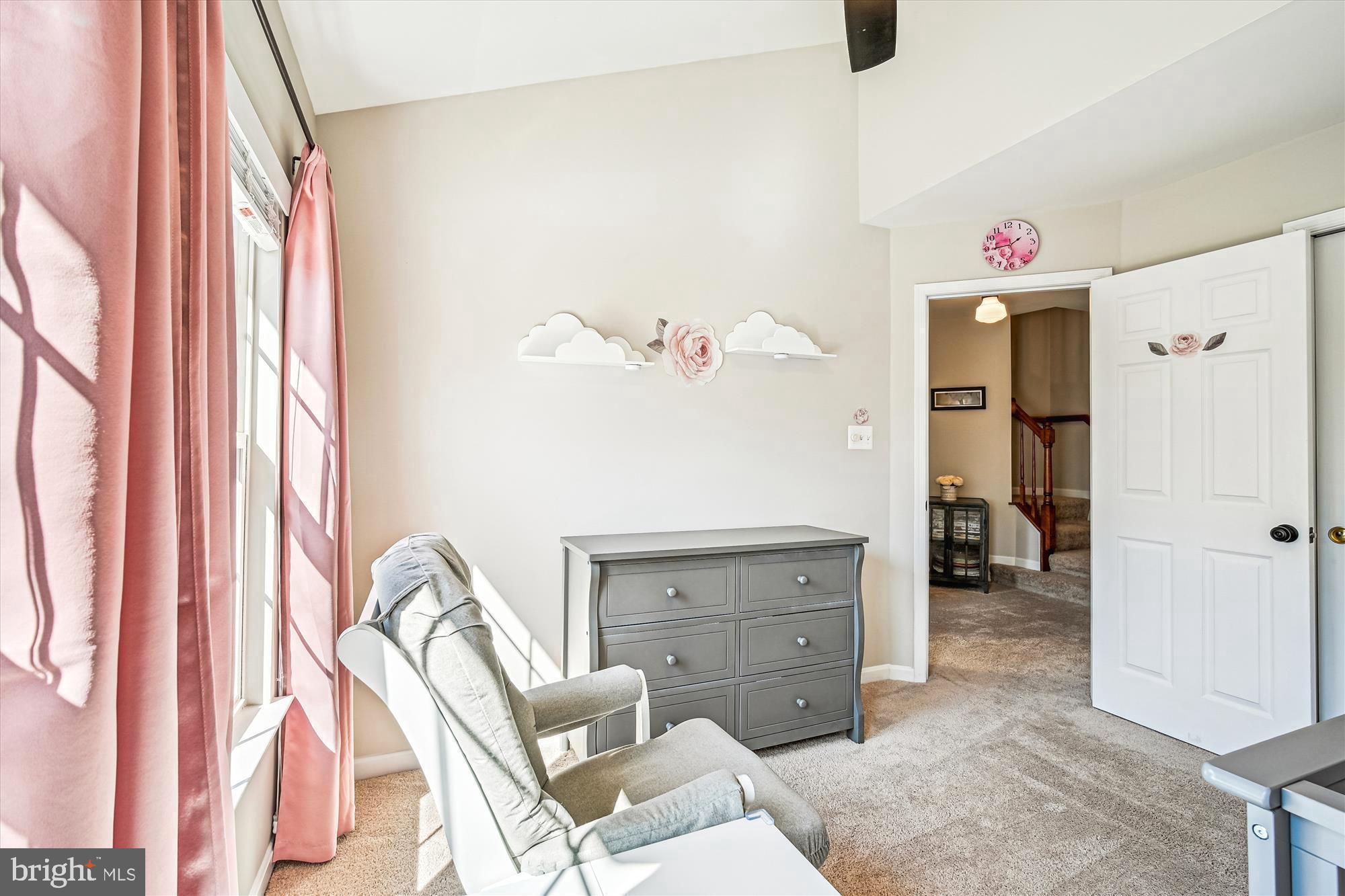 ISLAND CREEK - Residential