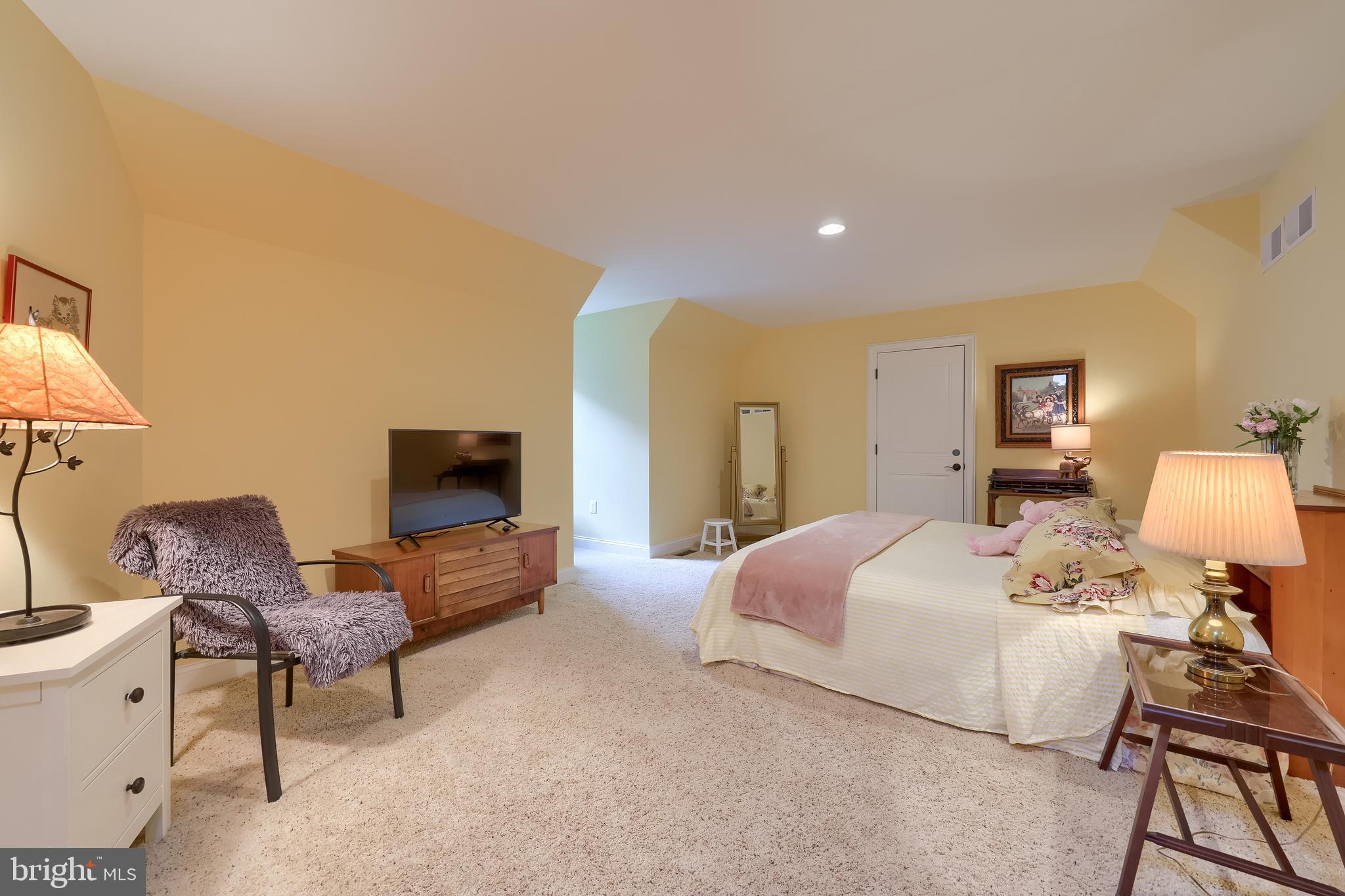 CARRINGTON - Residential