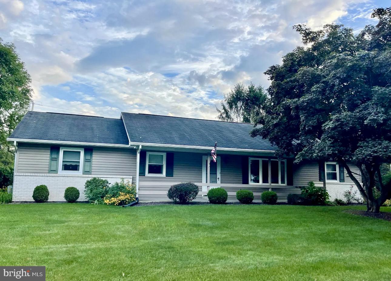 BROOKSIDE - Residential