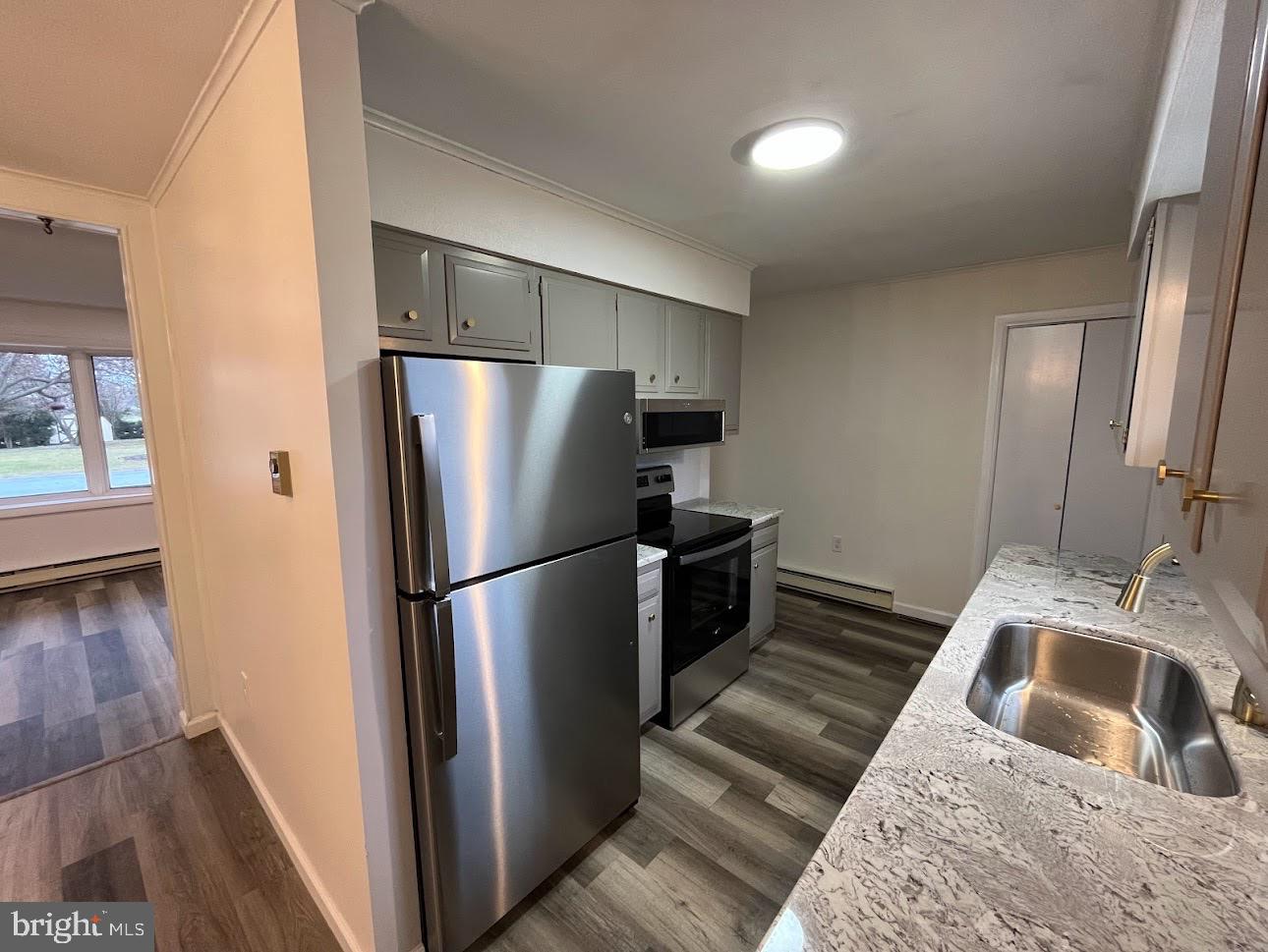 BROOKSIDE - Residential