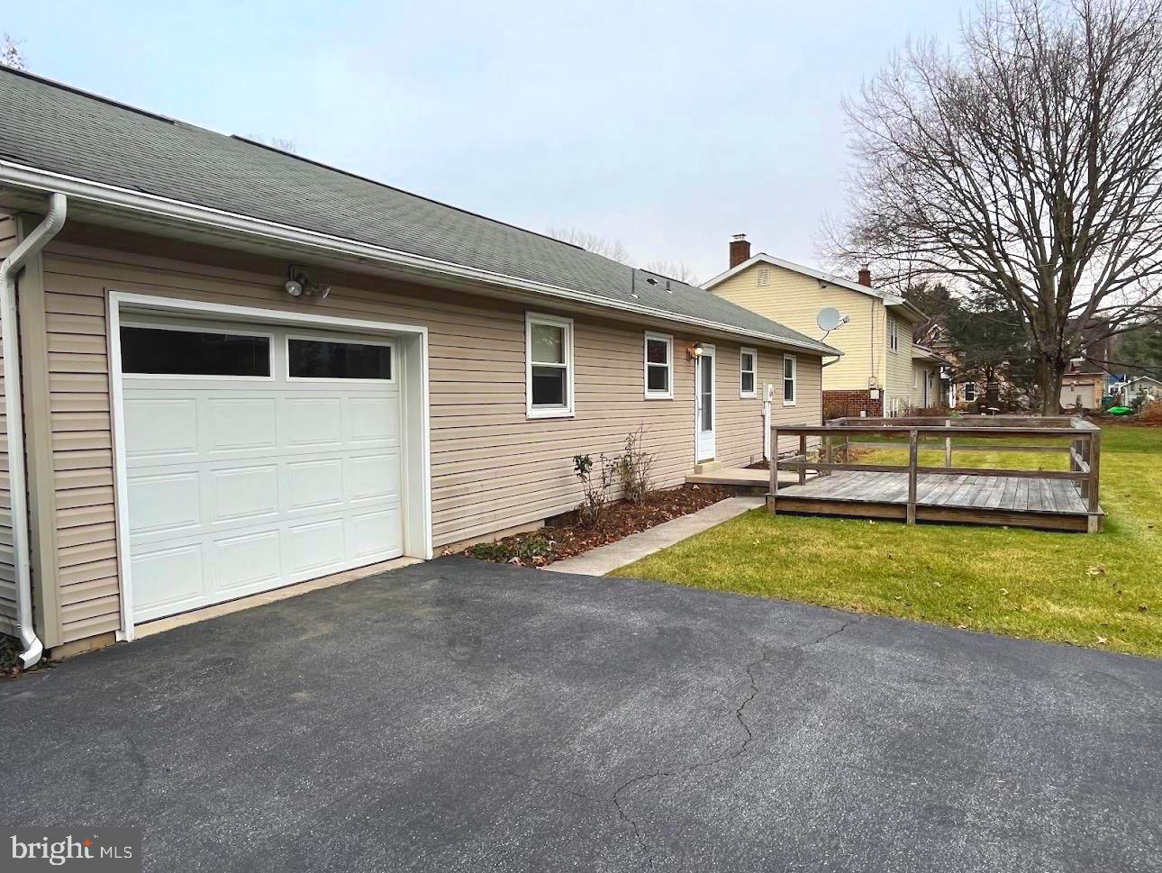 BROOKSIDE - Residential