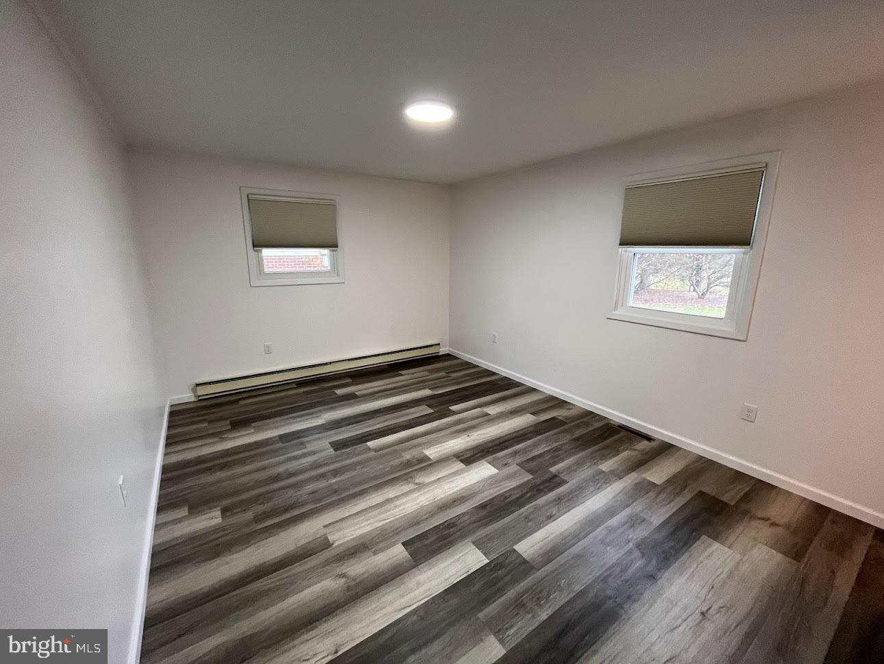 BROOKSIDE - Residential