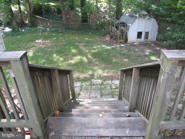 LAKE RIDGE - Residential