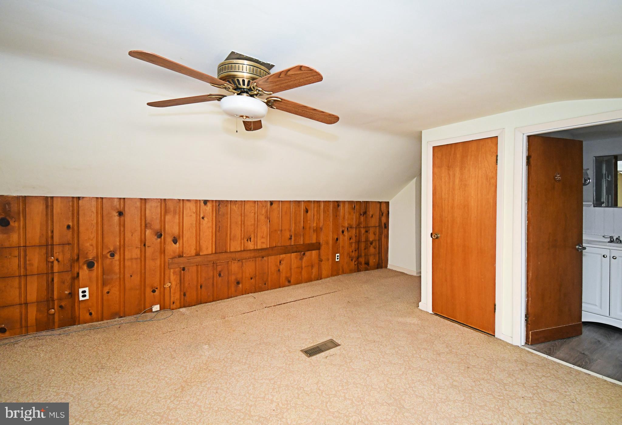 FAIROAKS - Residential