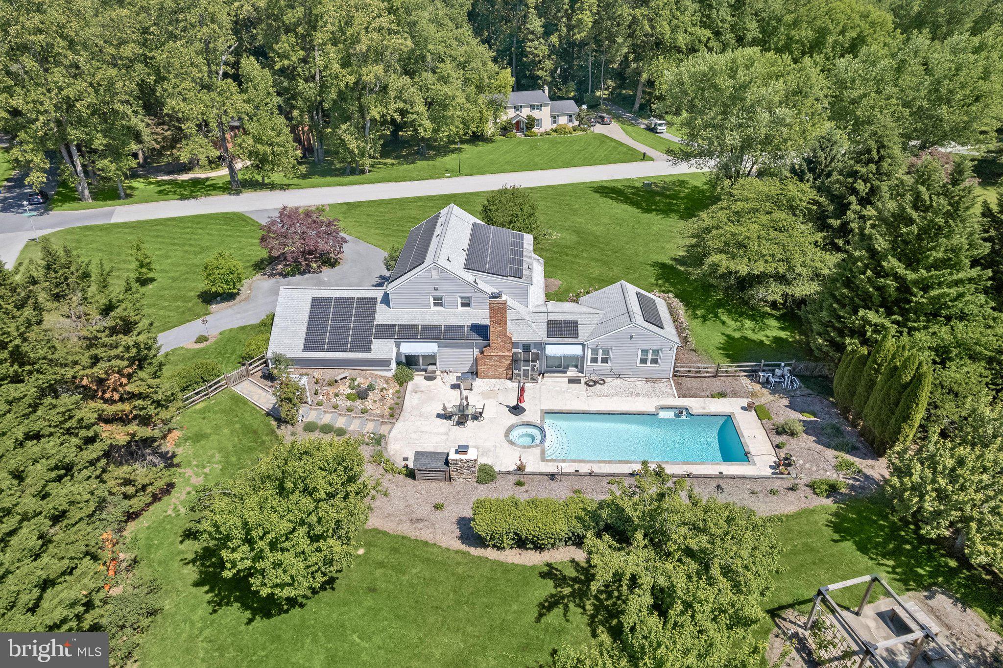 5 BARNSTABLE COURT