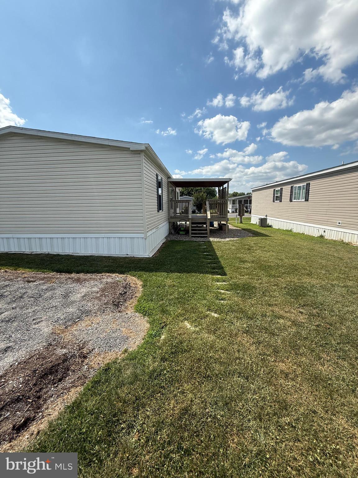 LAKESIDE VILLAGE - Residential