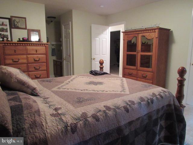 ROUND TOP ESTATES - Residential