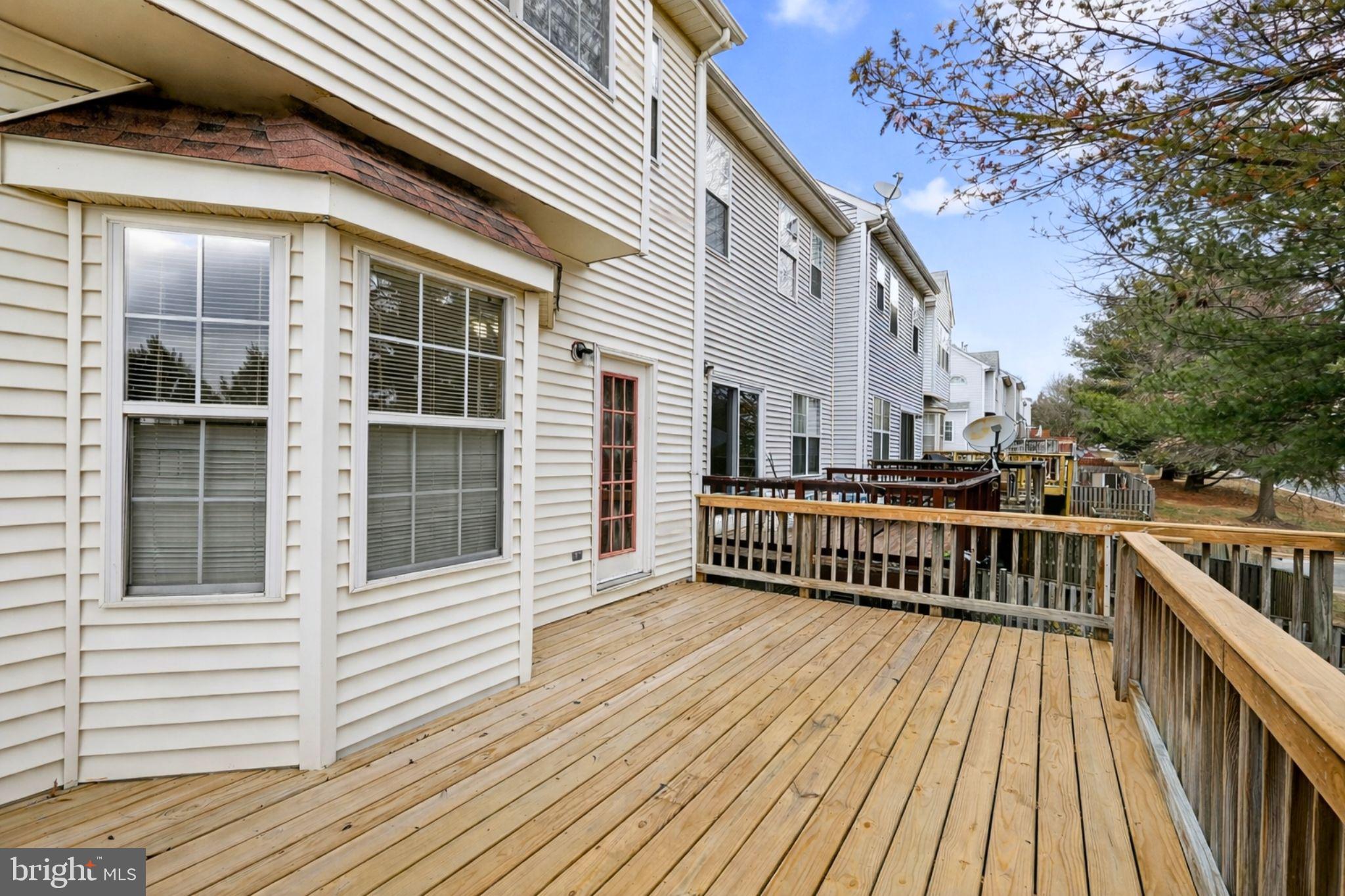 WAYSIDE VILLAGE - Residential