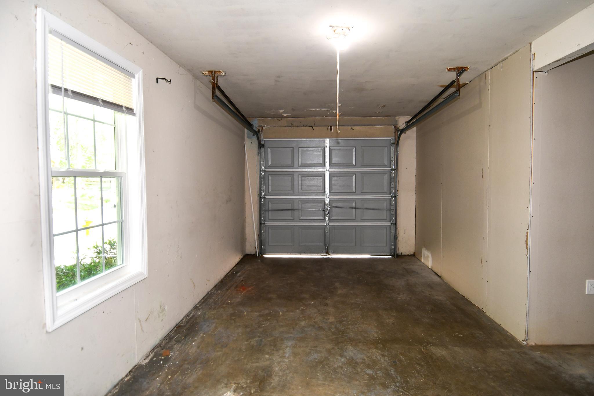 SOMERSET - Residential