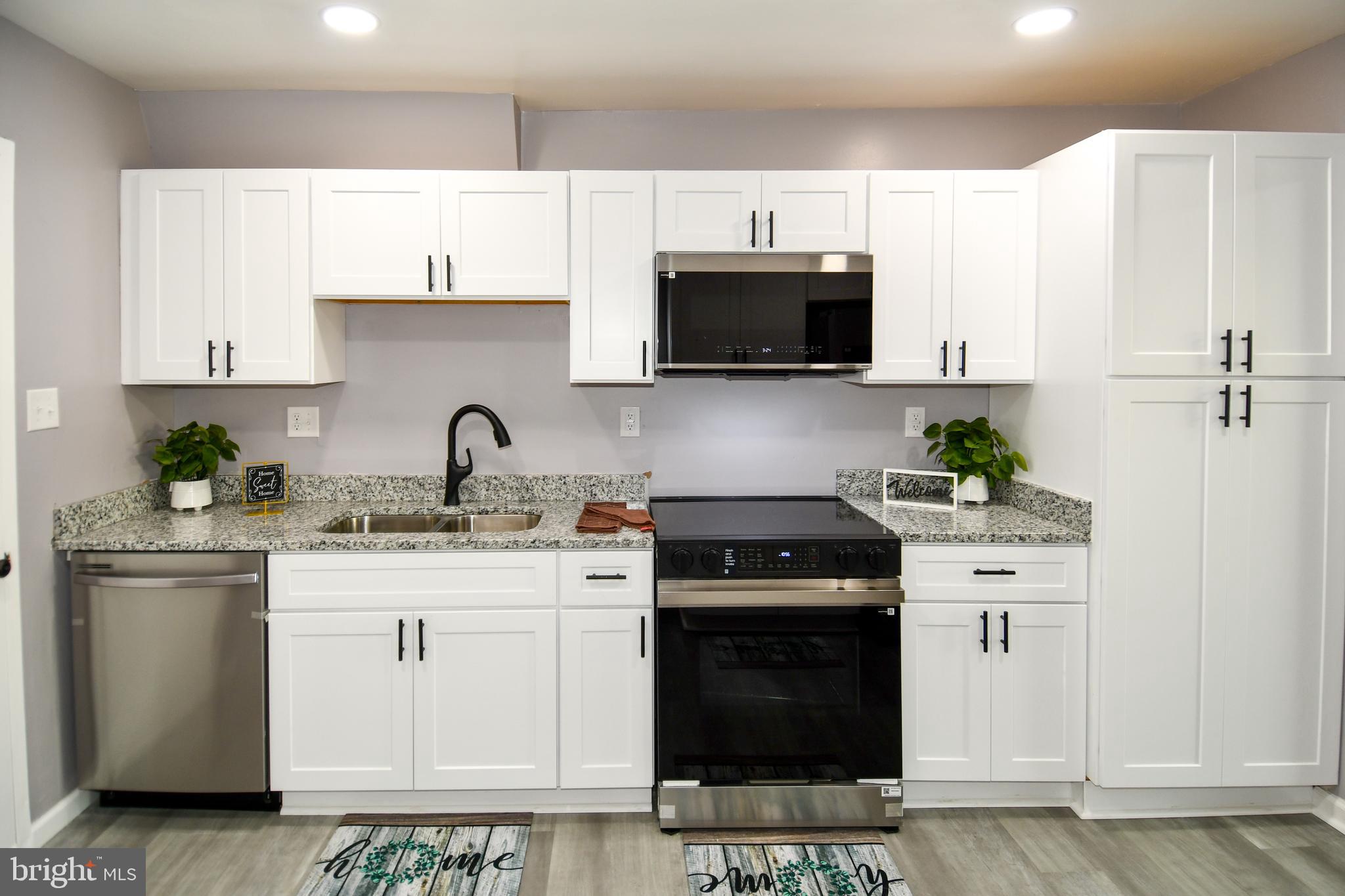 SOMERSET - Residential