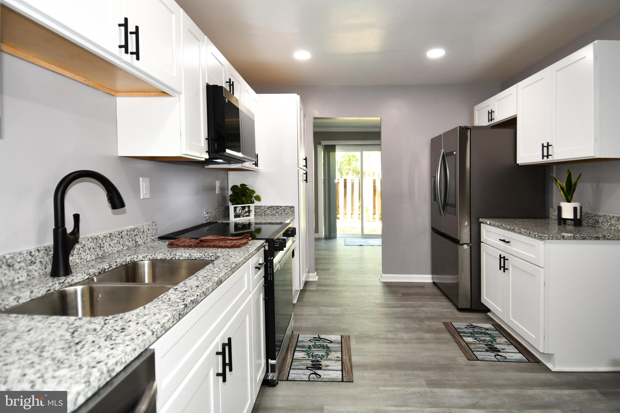 SOMERSET - Residential