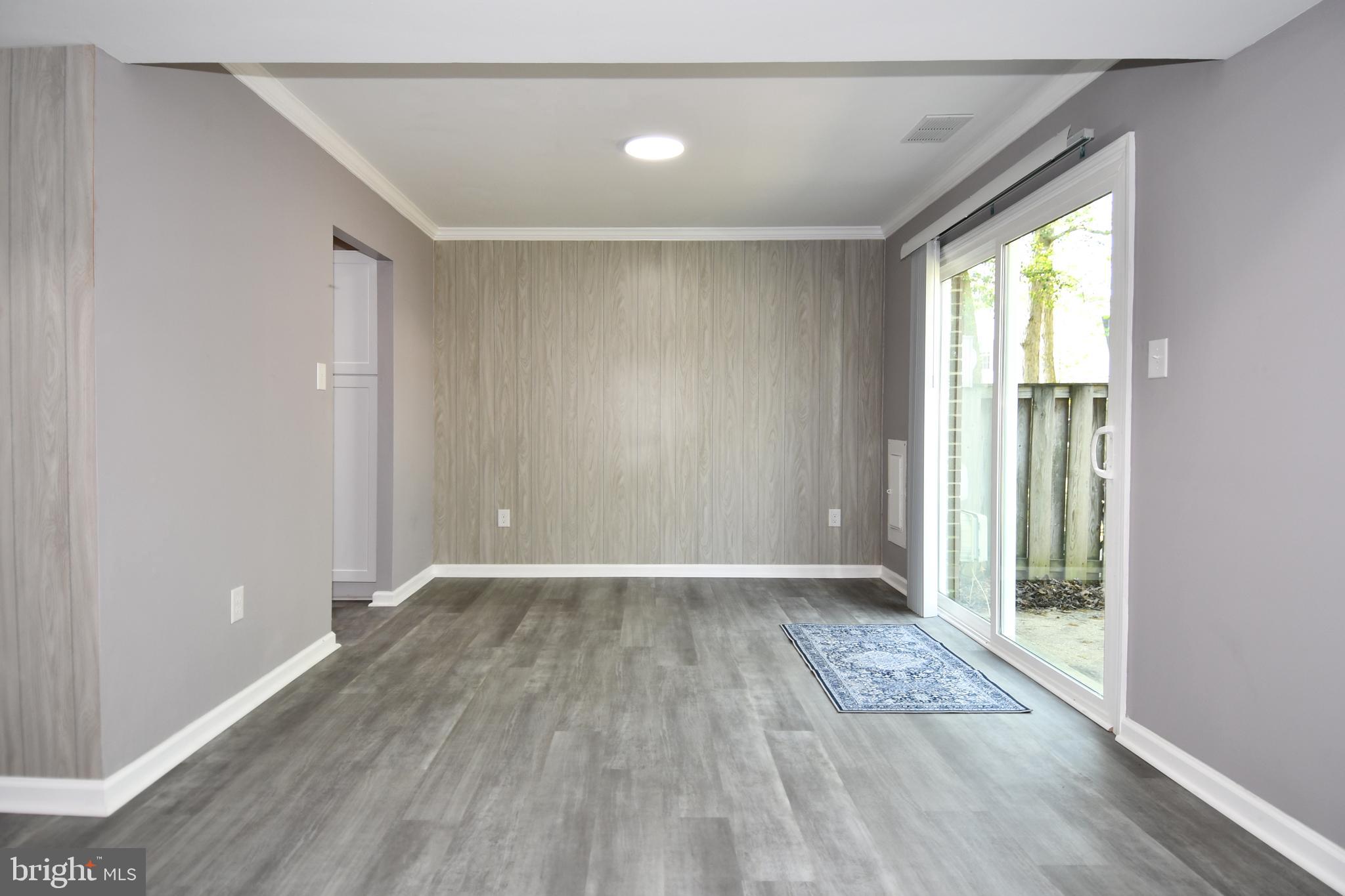 SOMERSET - Residential