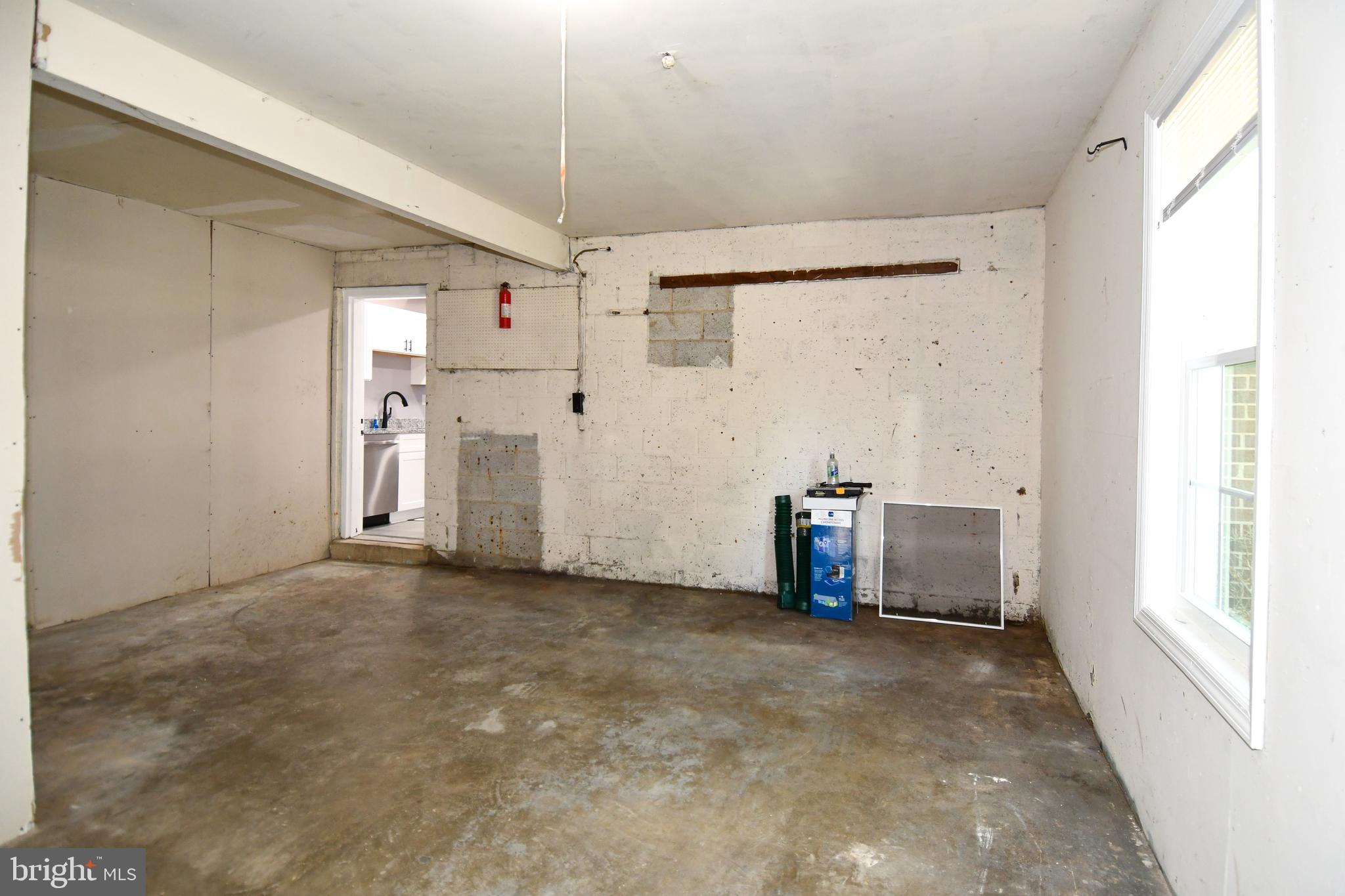 SOMERSET - Residential