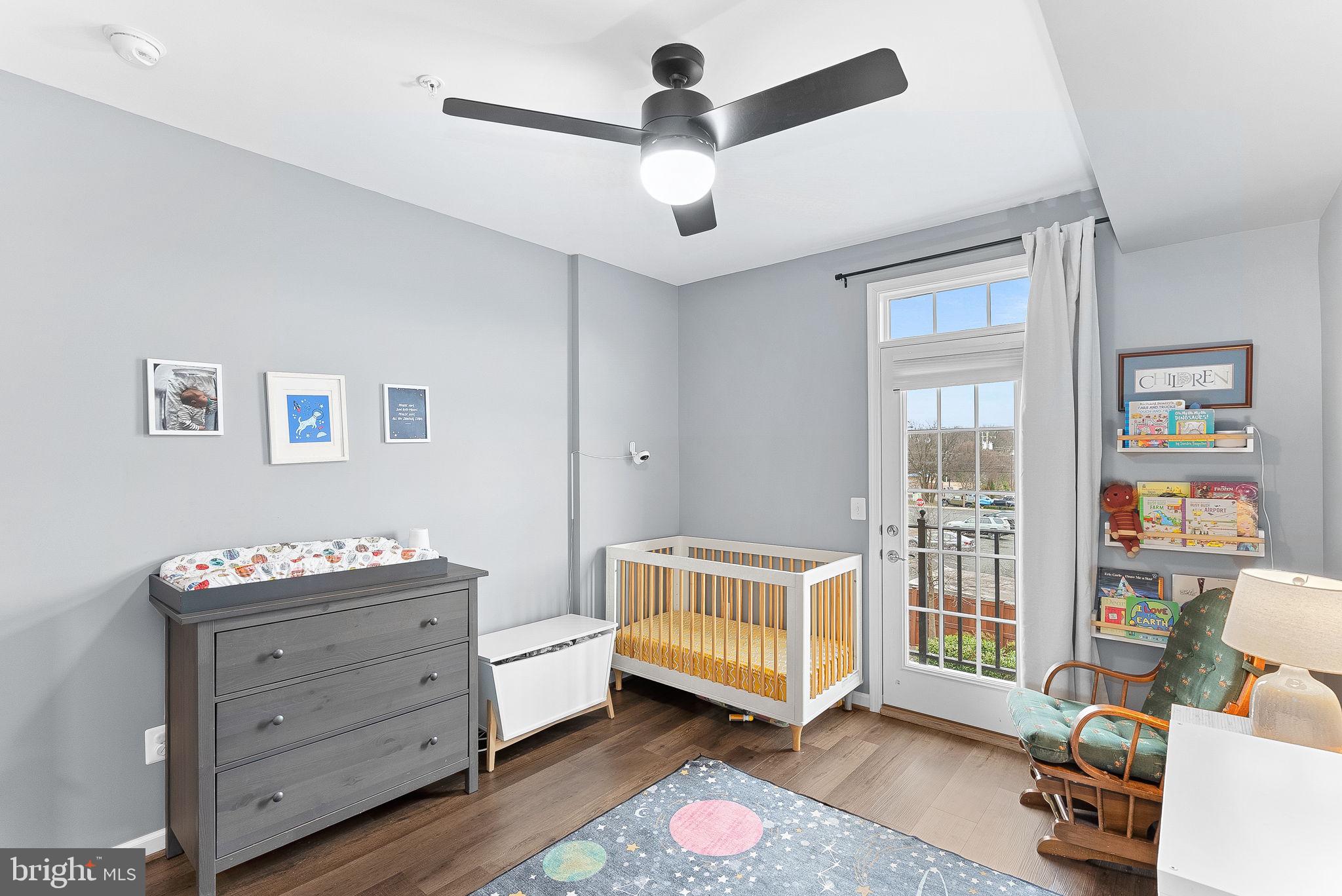 CRESCENT PLACE - Residential