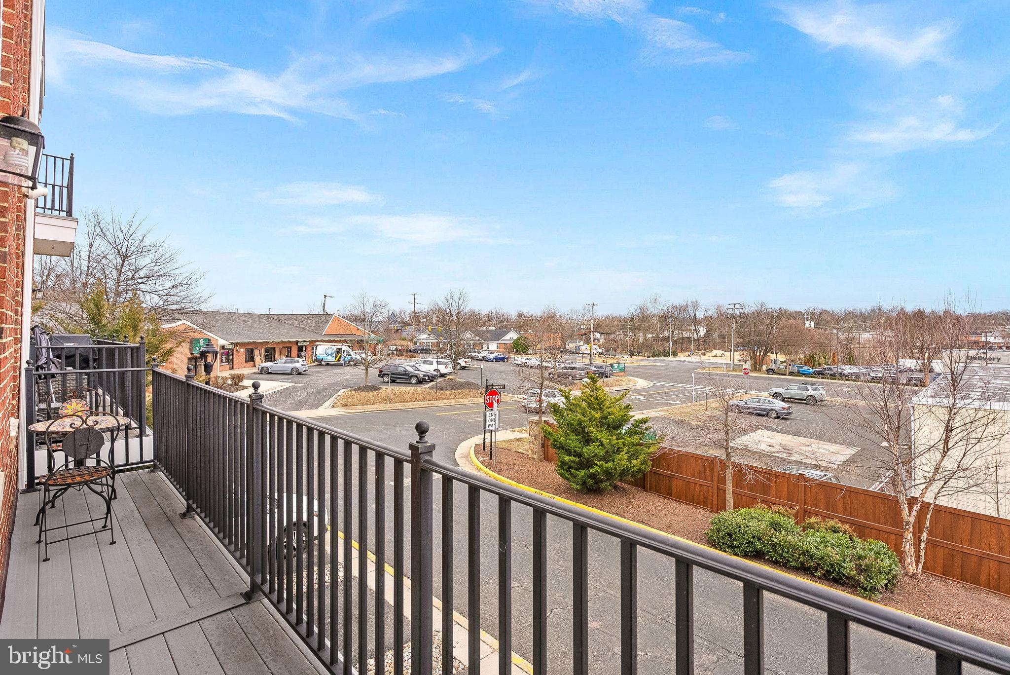 CRESCENT PLACE - Residential