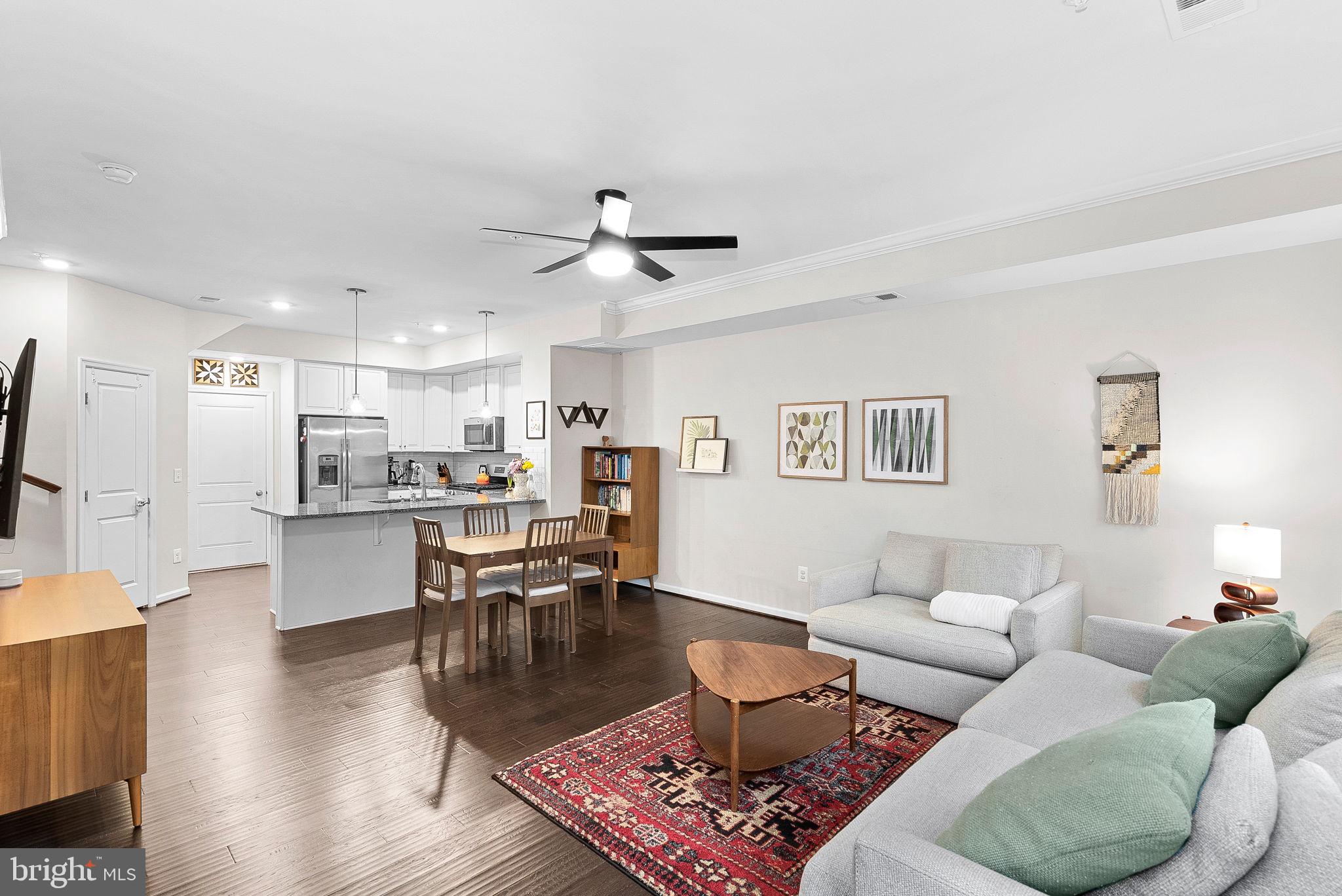 CRESCENT PLACE - Residential