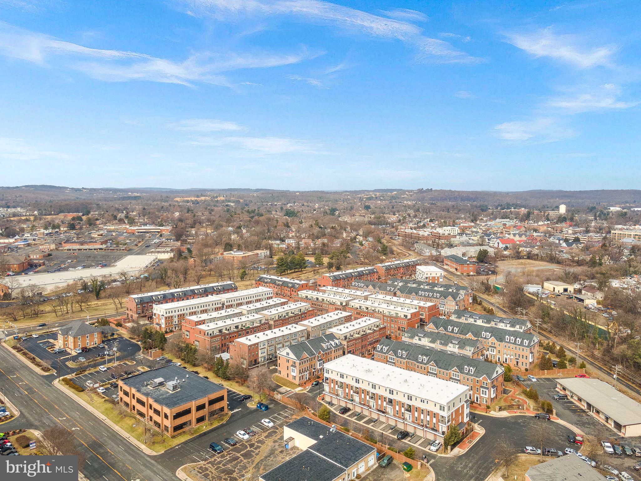 CRESCENT PLACE - Residential