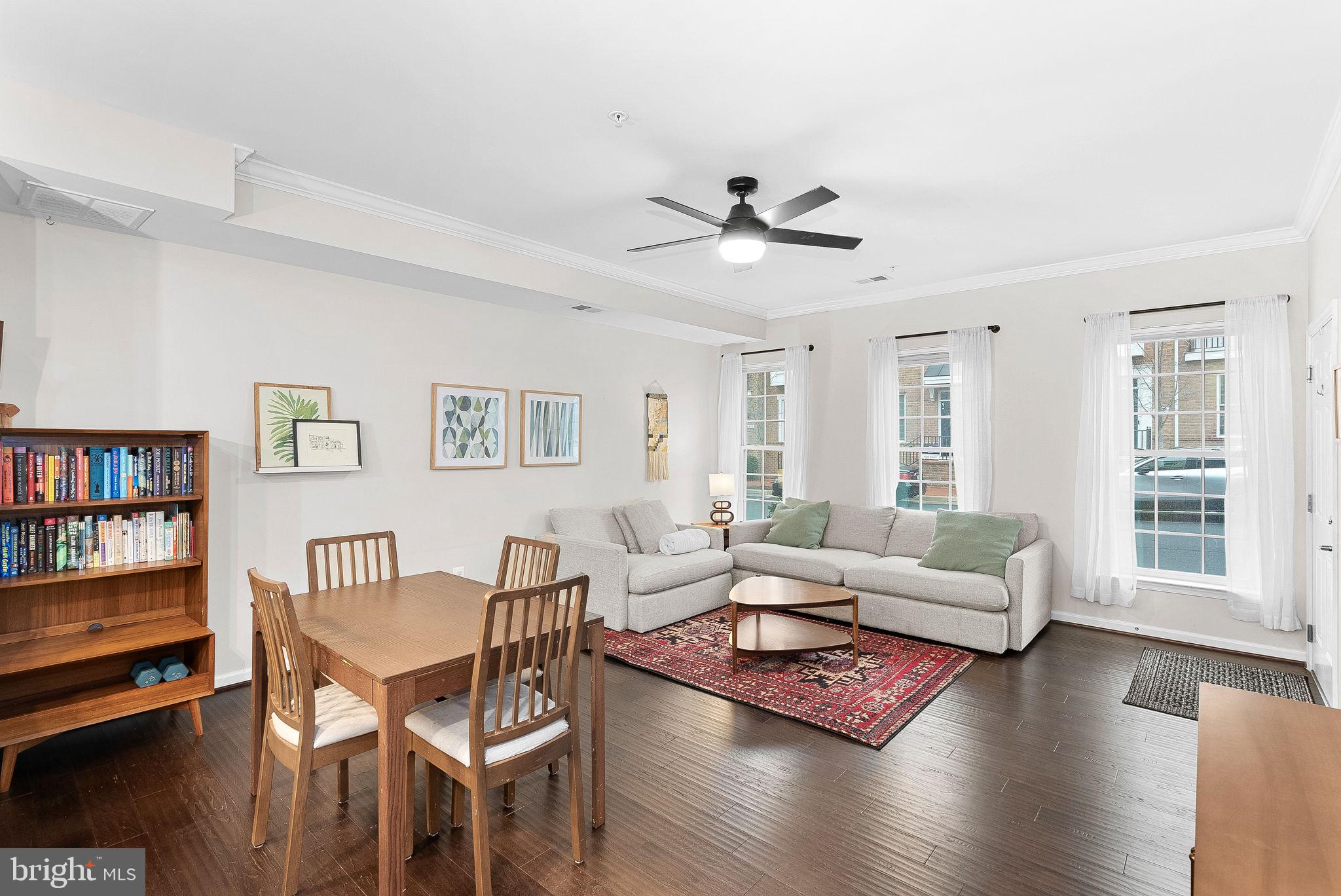 CRESCENT PLACE - Residential