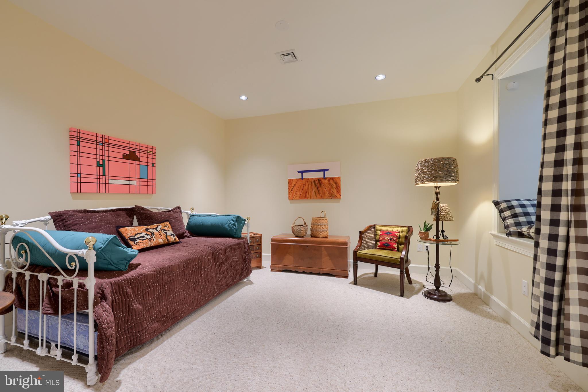 DERRY TOWNSHIP - Residential