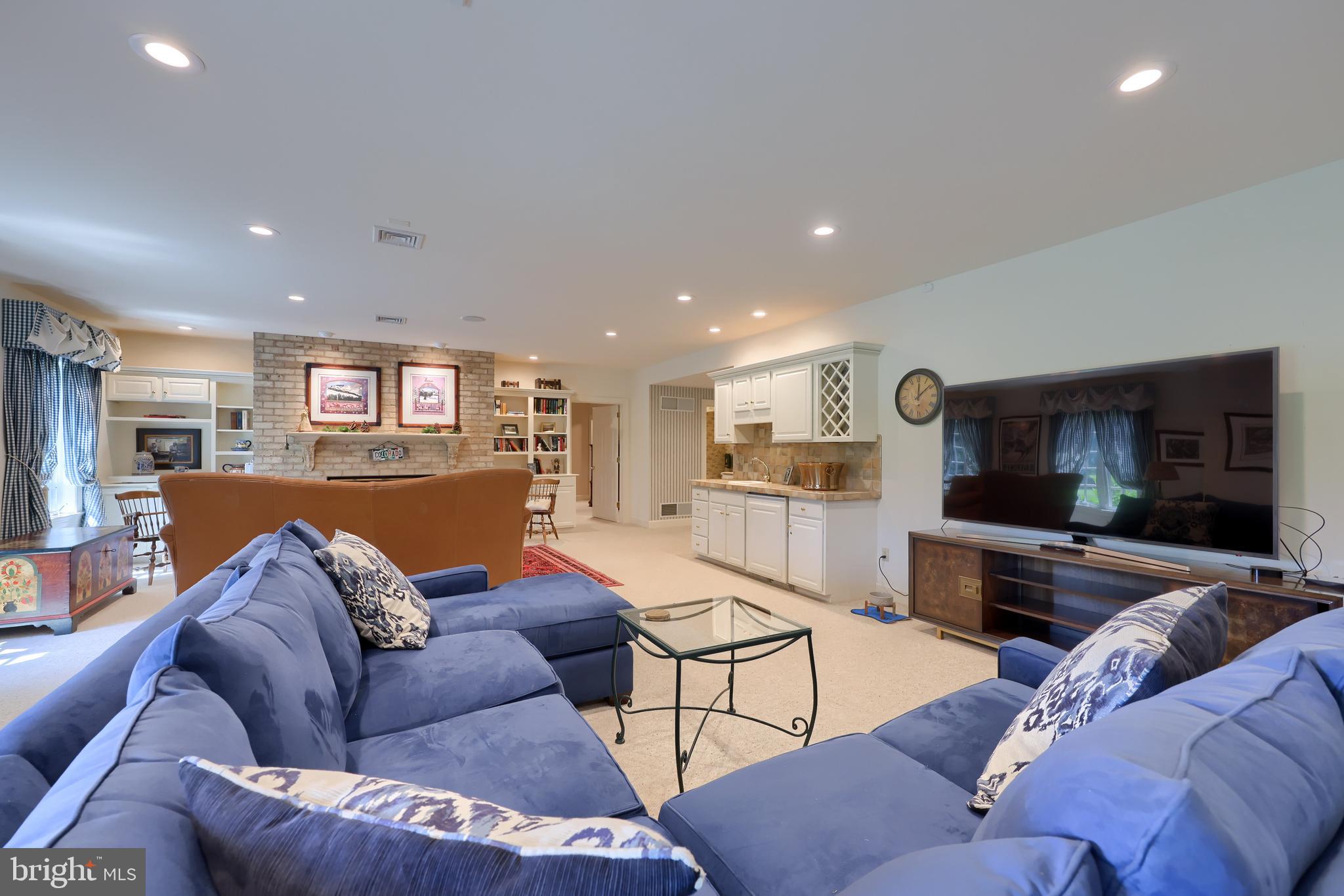 DERRY TOWNSHIP - Residential