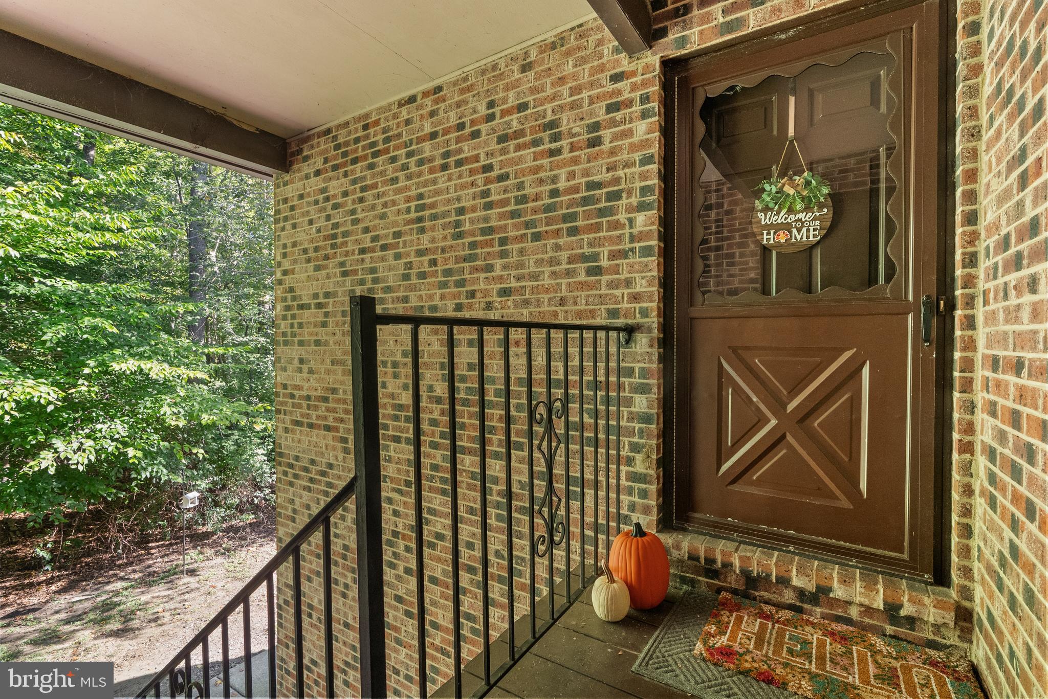 112B W BLUEBELL LANE B