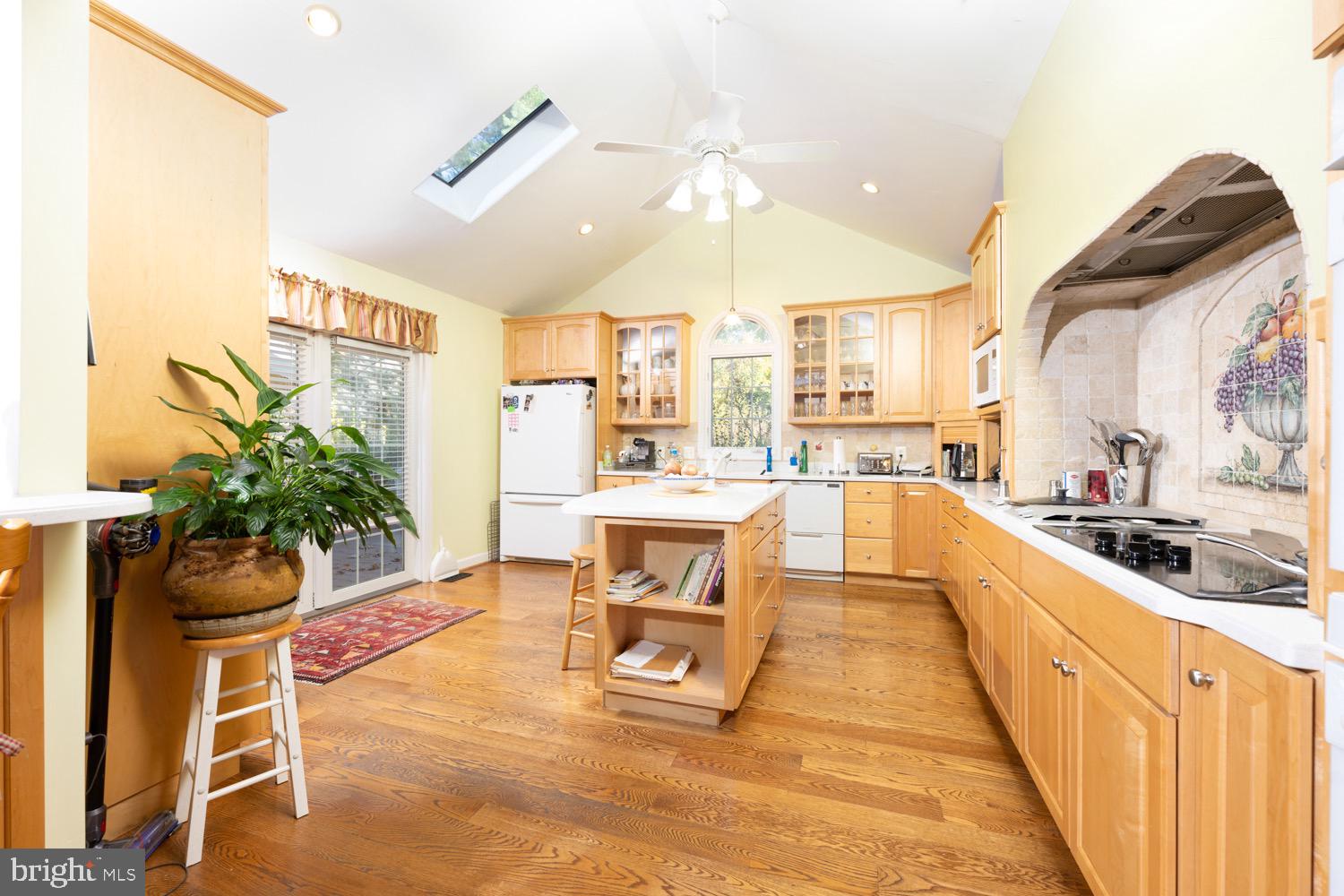 FAIRIDGE - Residential Lease