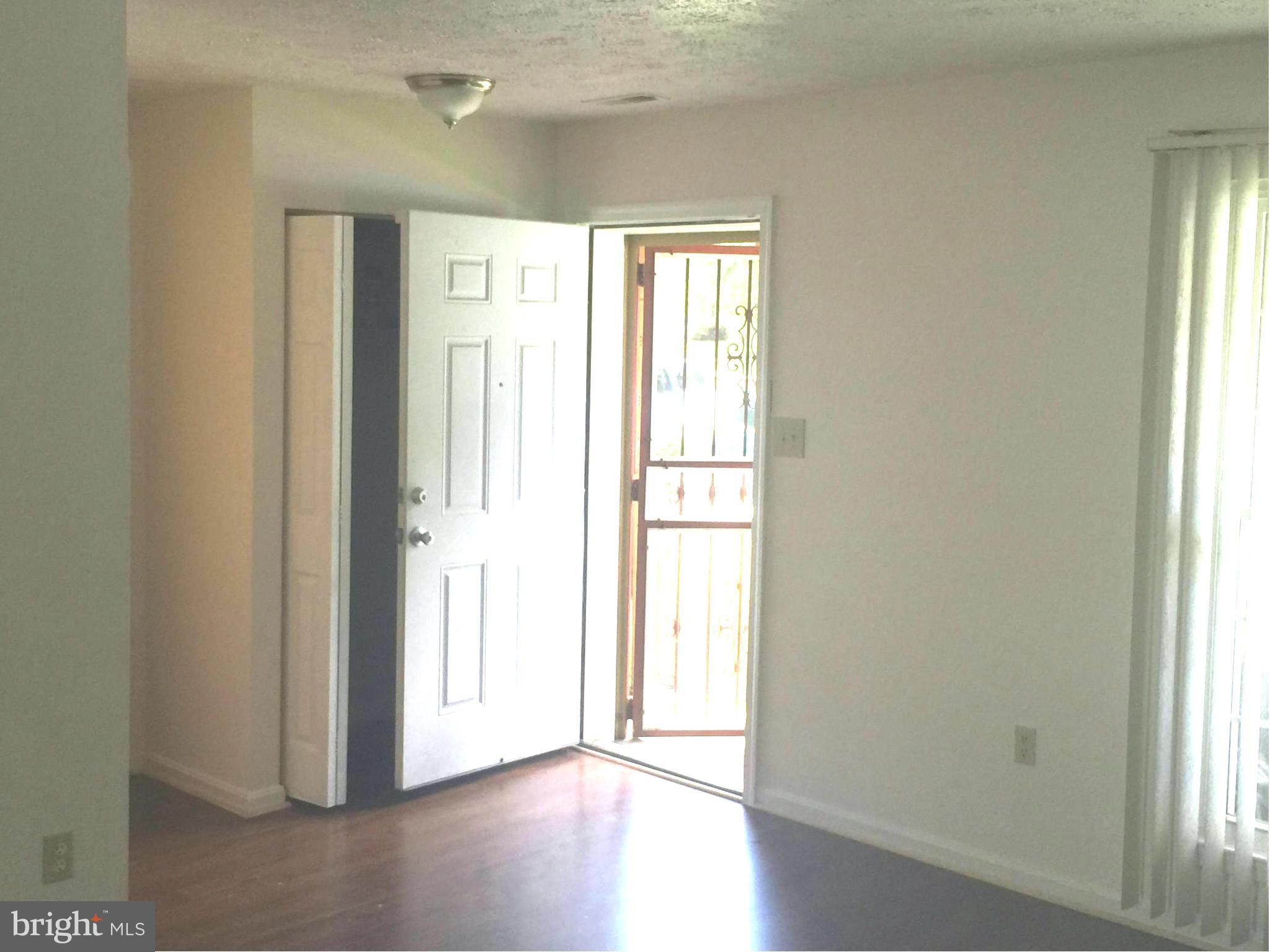 MILLWOOD TOWNE - PLAT TW - Residential Lease