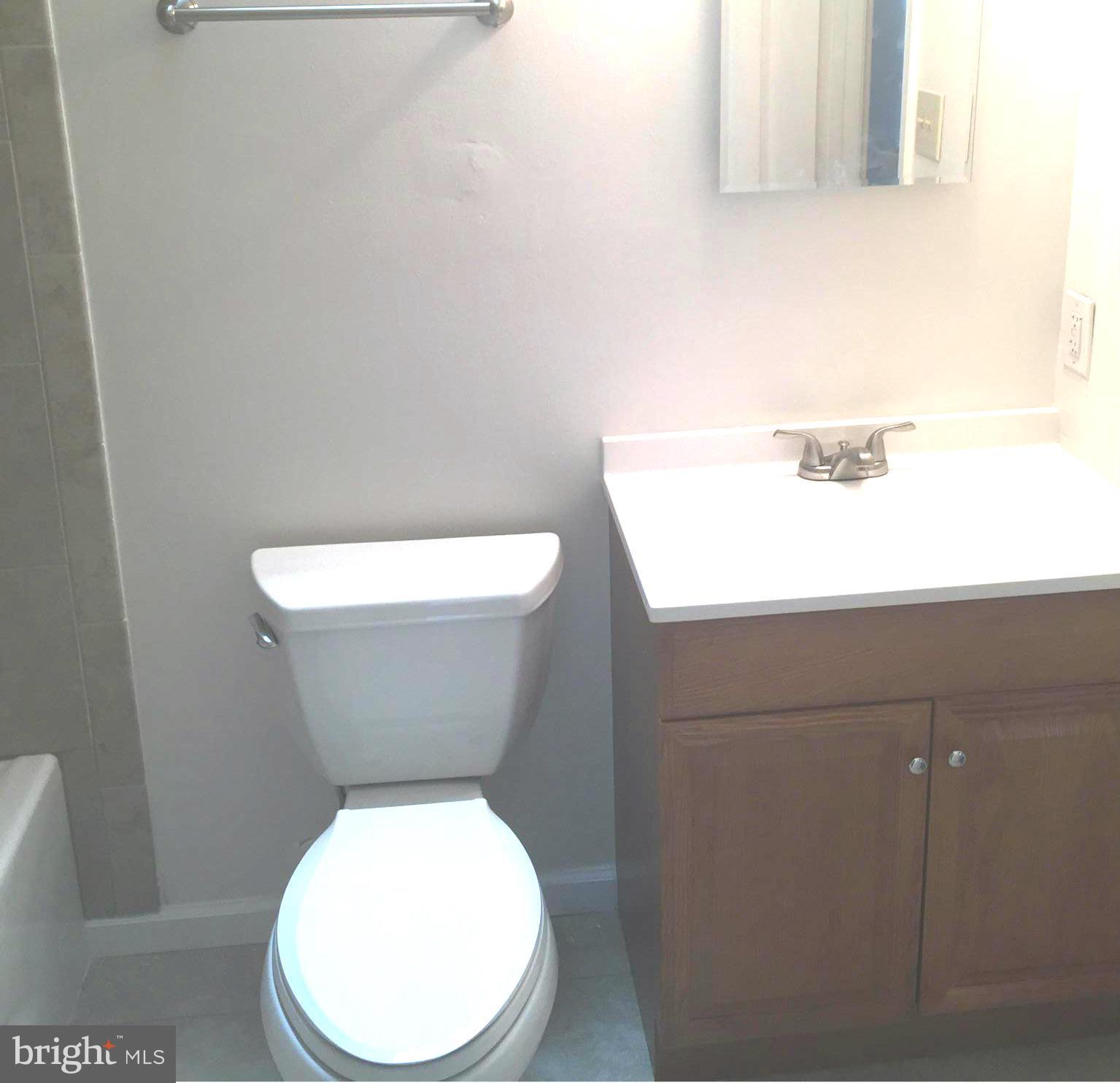 MILLWOOD TOWNE - PLAT TW - Residential Lease