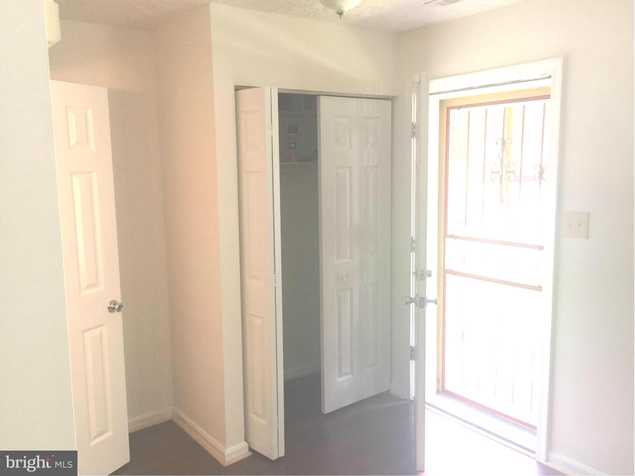 MILLWOOD TOWNE - PLAT TW - Residential Lease