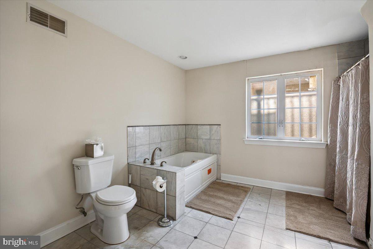 GRADUATE HOSPITAL - Residential Lease